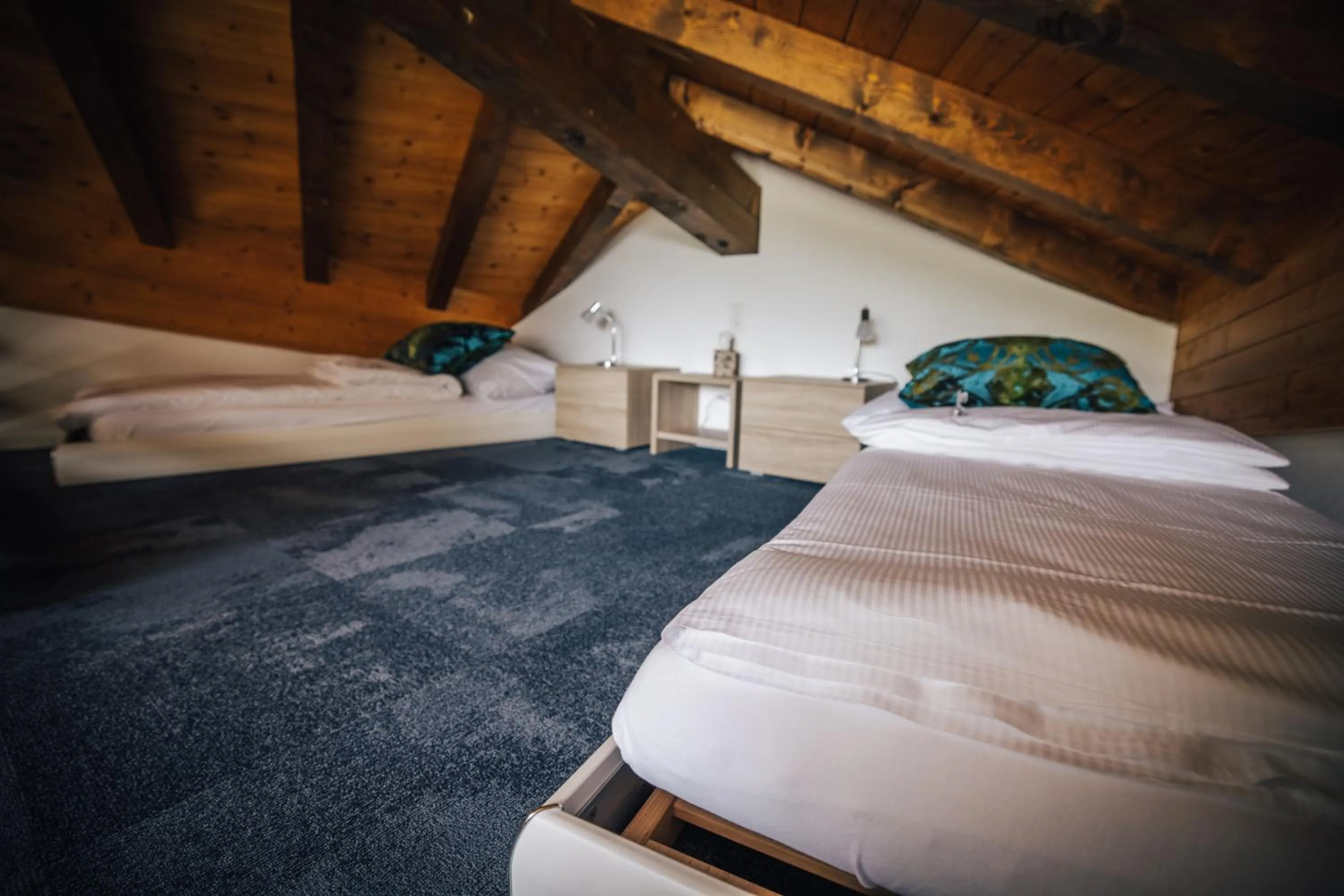 Photo of the whole room, Bed in CHRIStania