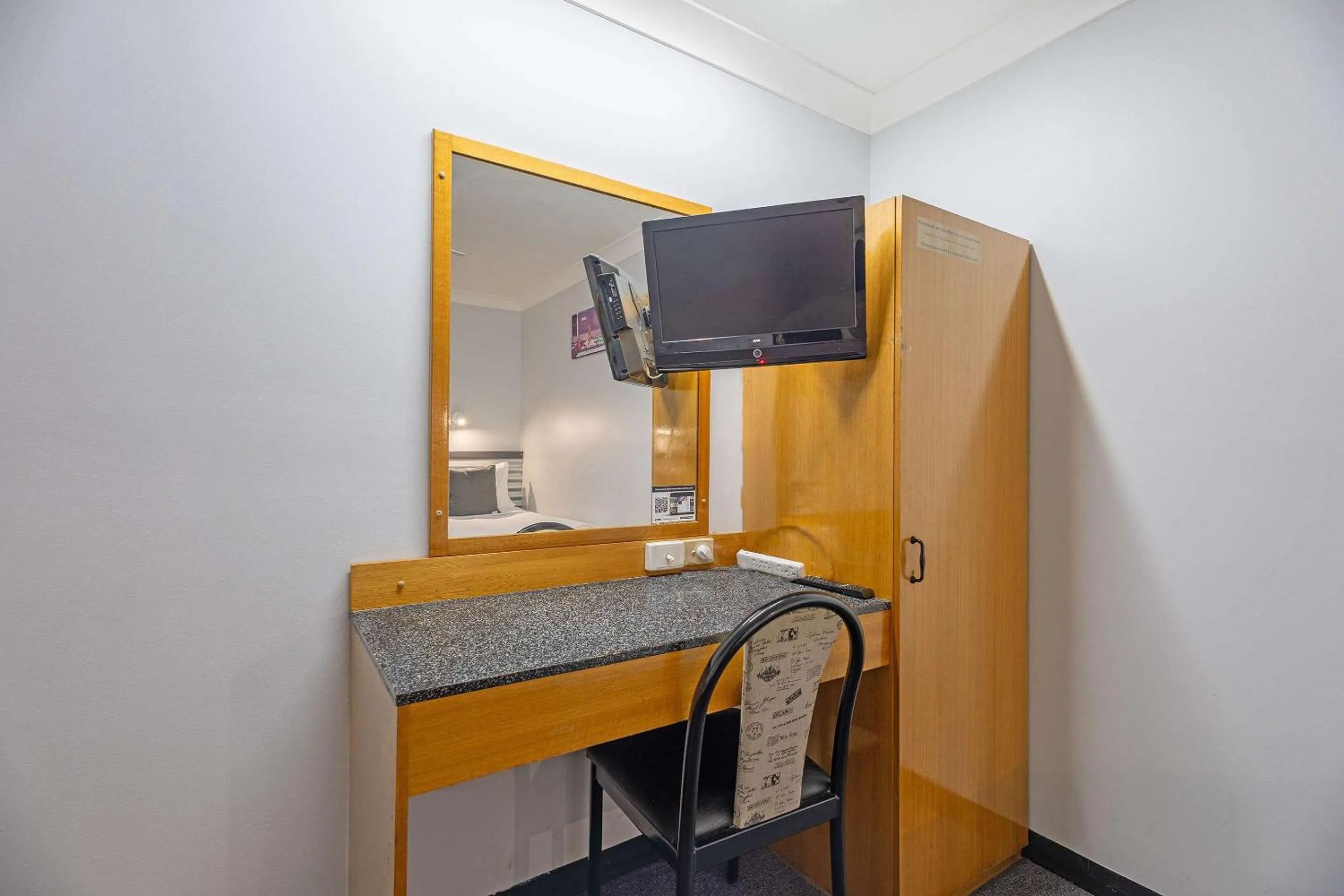 Bedroom in Shearing Shed Motor Inn