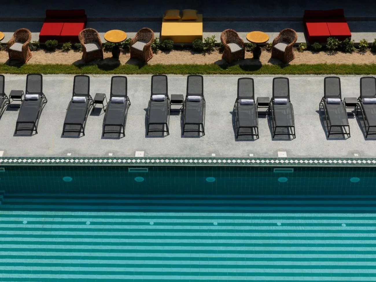 Swimming pool in Esquisse Design Hotel