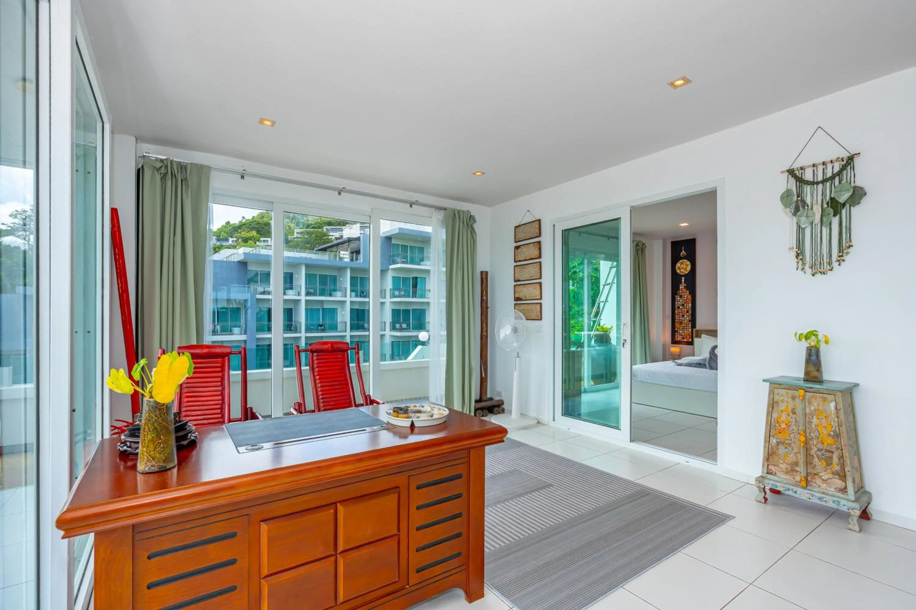 Seating area, Bed in Kata Hill Sea View Hotel