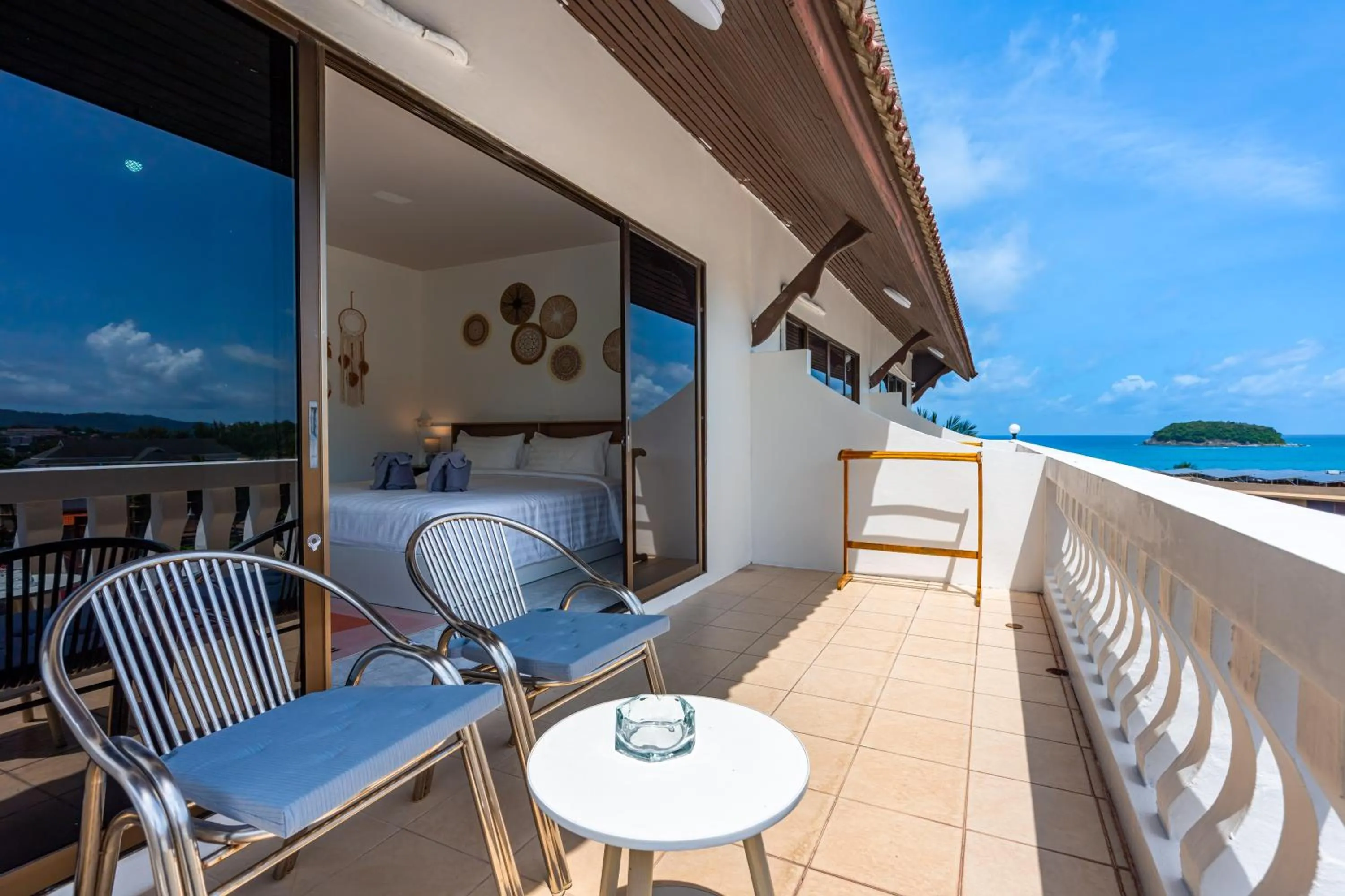 Balcony/Terrace in Kata Hill Sea View Hotel