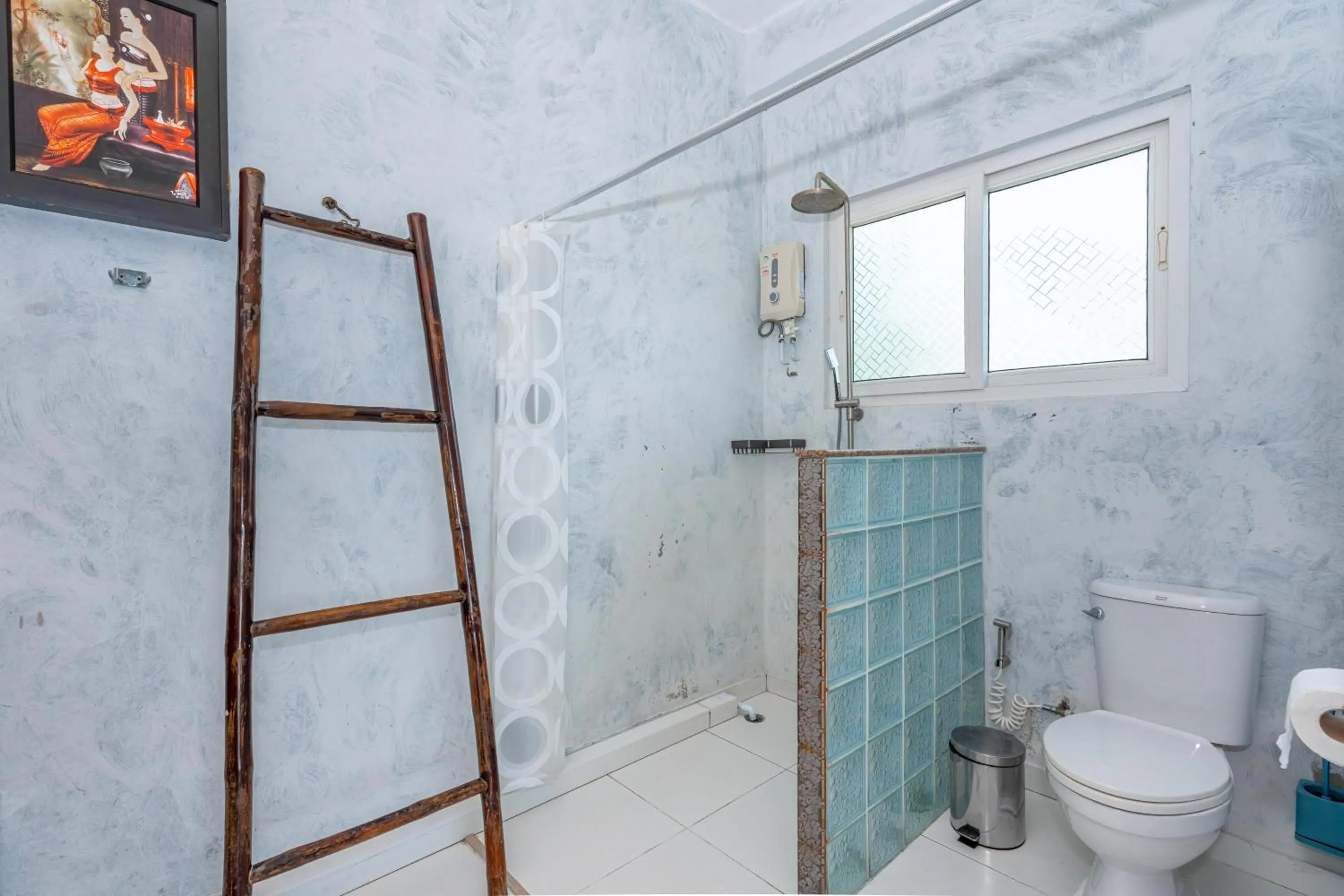 Bathroom in Kata Hill Sea View Hotel