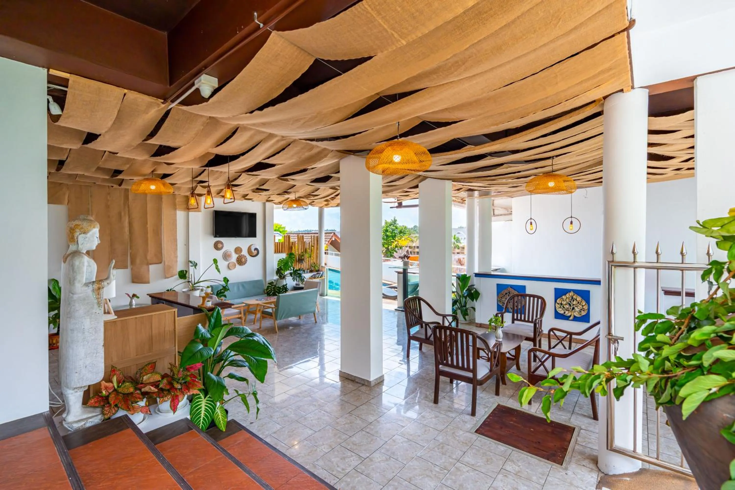 Seating area in Kata Hill Sea View Hotel