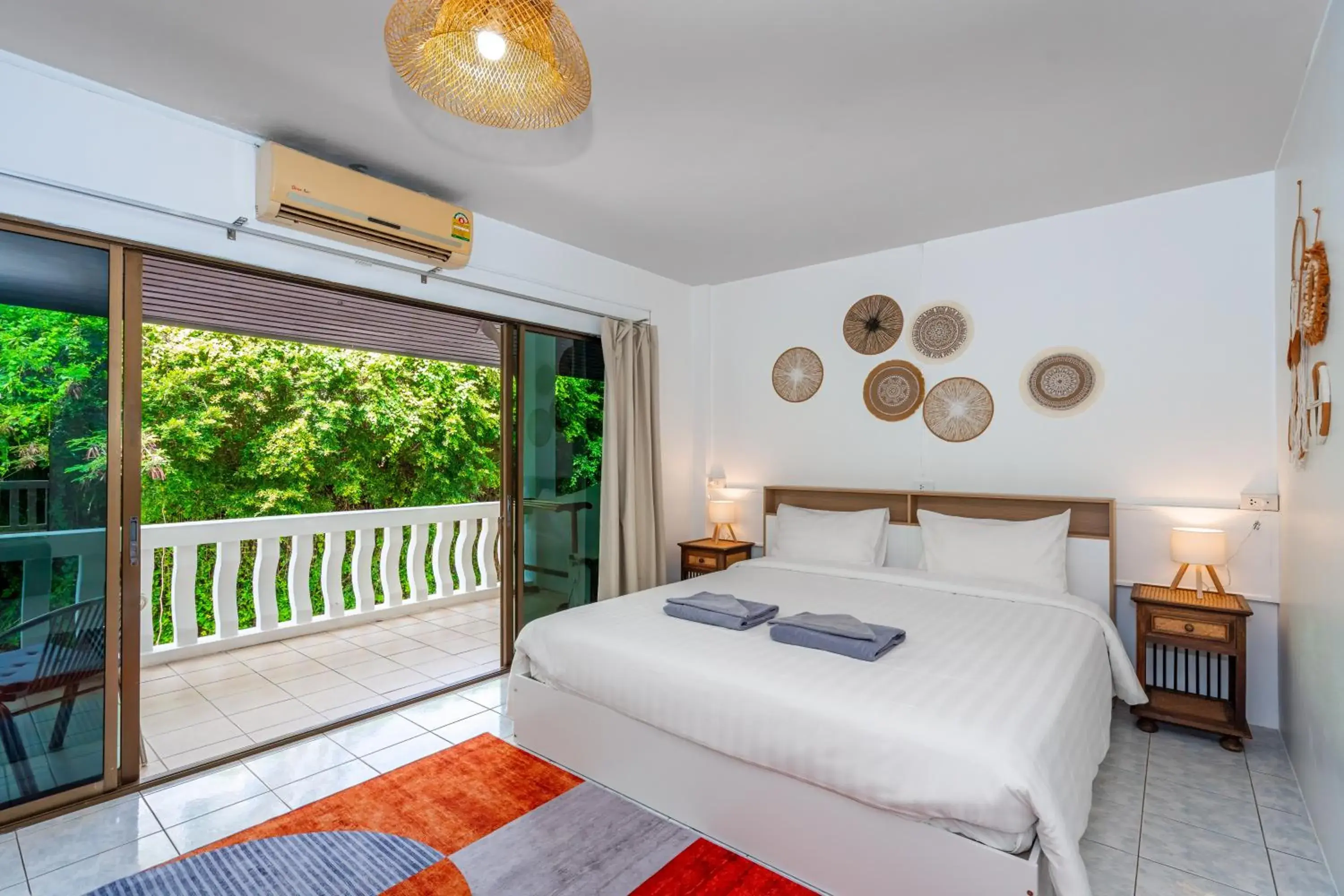 Standard Double Room in Kata Hill Sea View Hotel Standard Double Room in Kata Hill Sea View Hotel