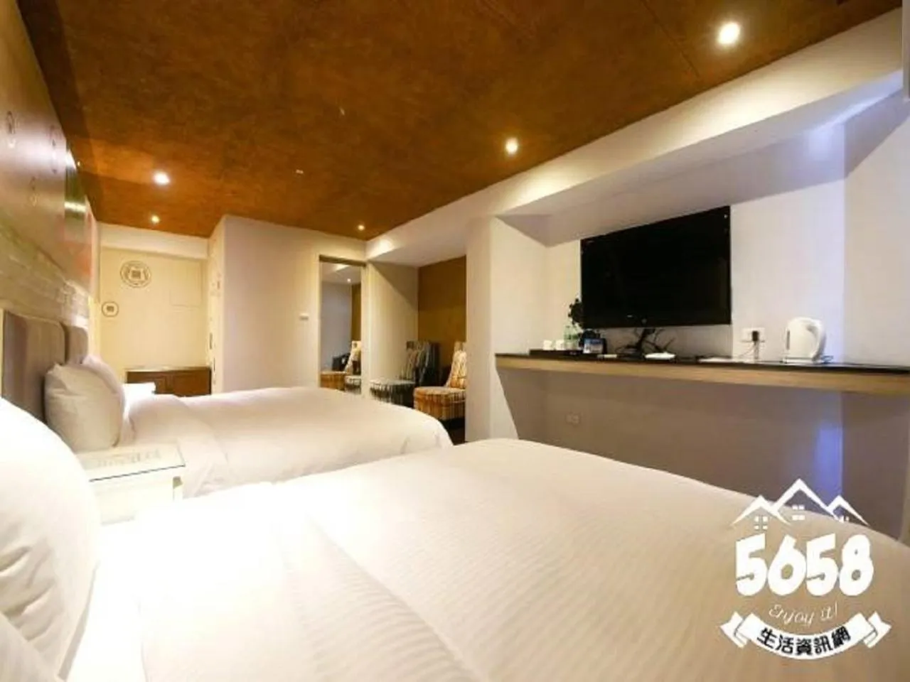 Bed in R8 Eco Hotel