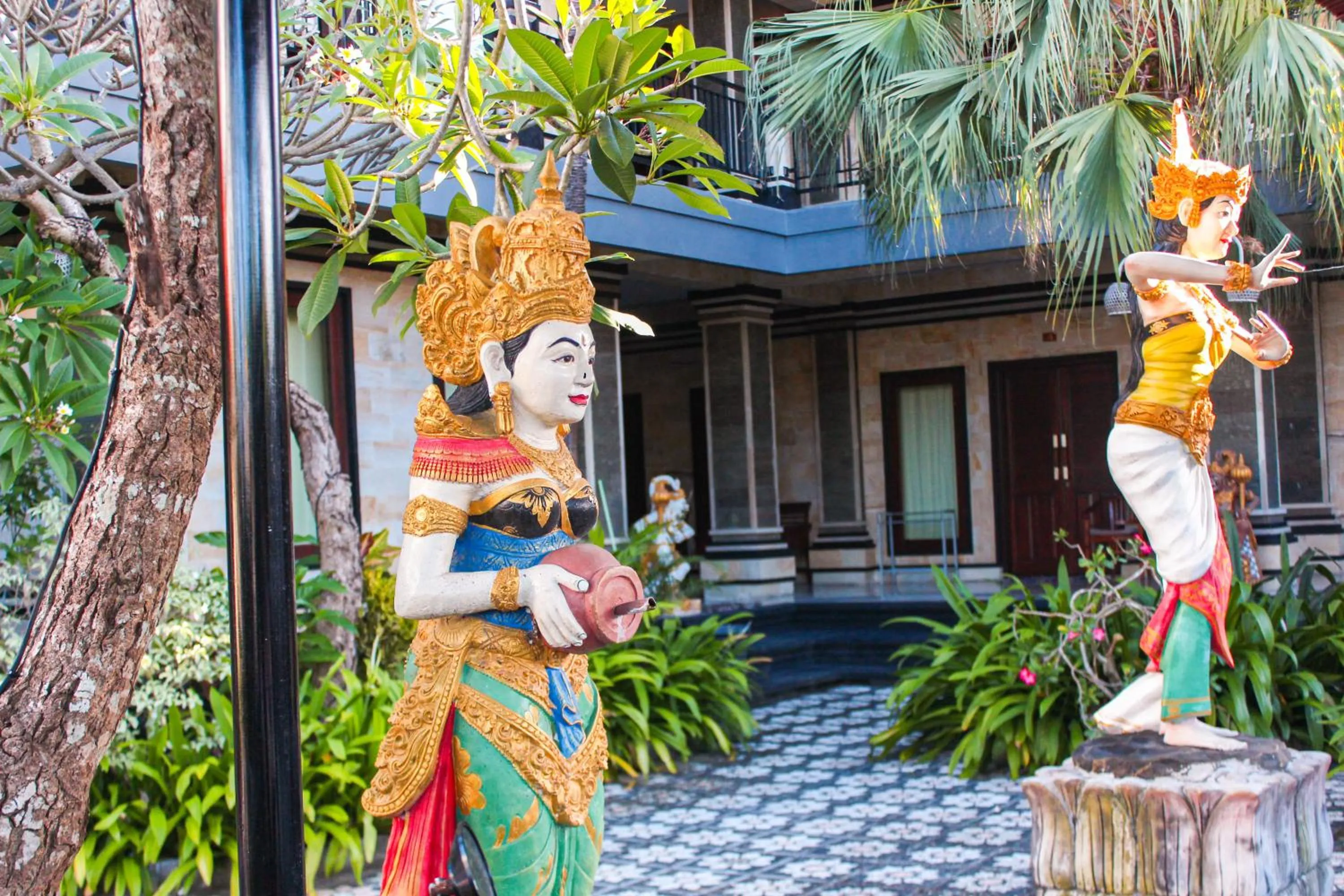 Facade/entrance in Putu Guest House 2