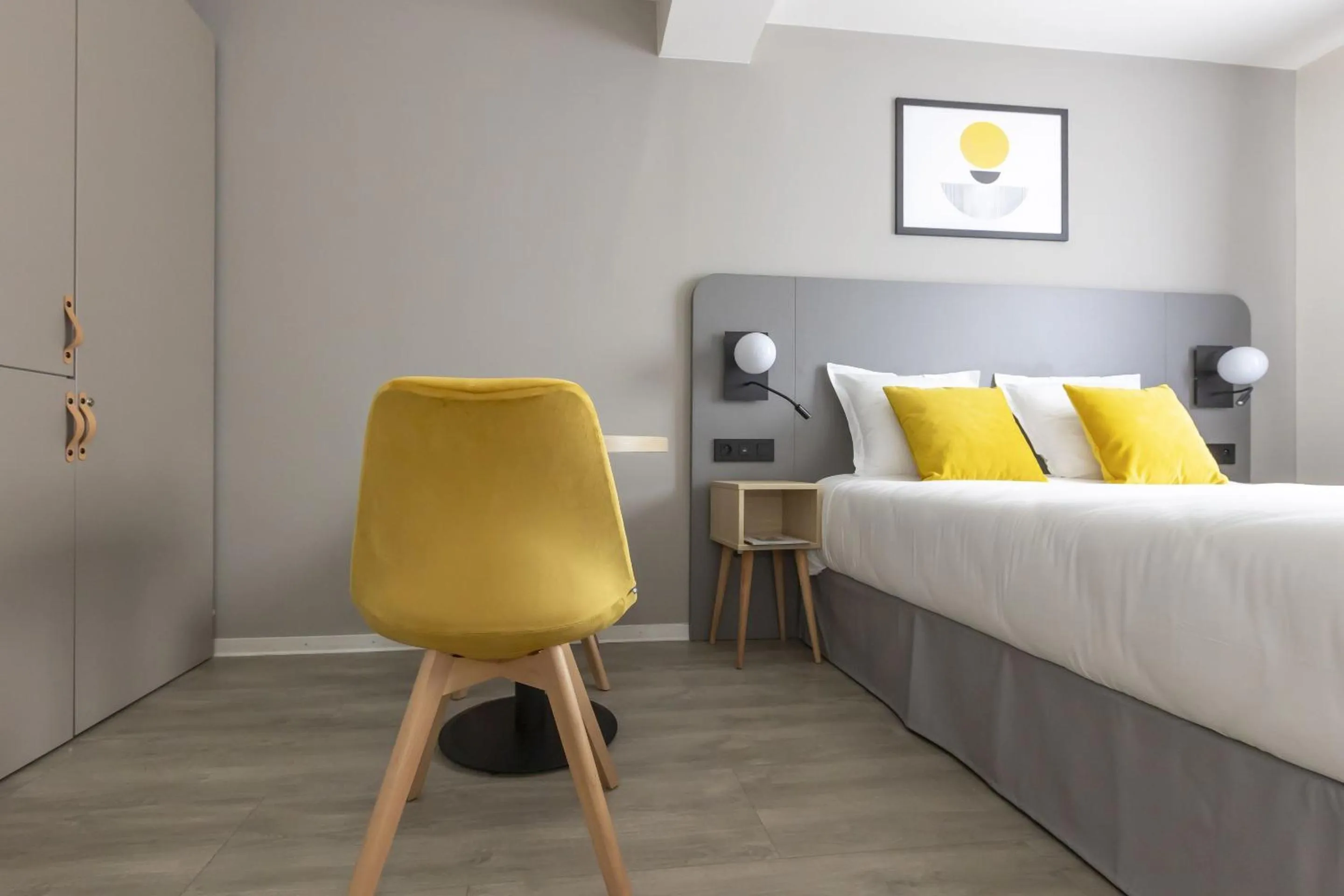 Bedroom, Bed in Appart Hotel Odalys City Strasbourg Green Marsh