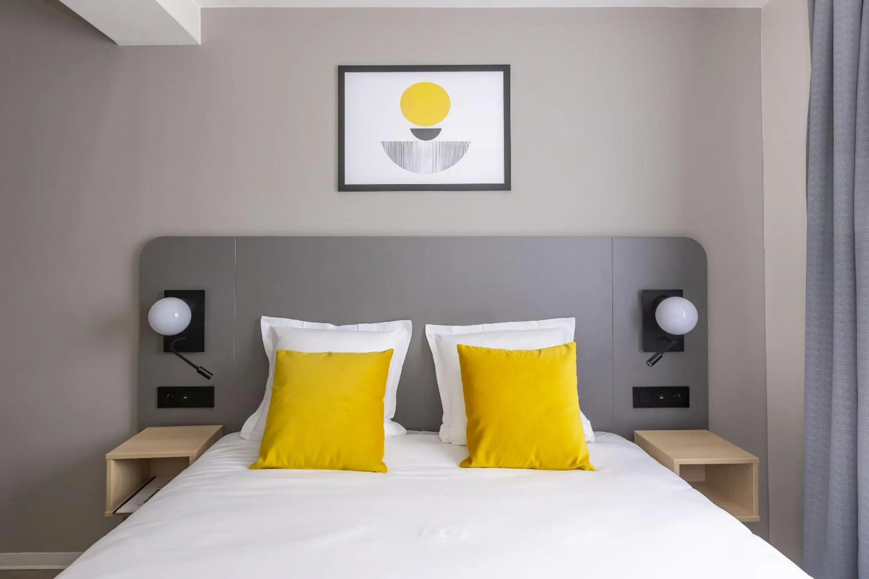 Bedroom, Bed in Appart Hotel Odalys City Strasbourg Green Marsh