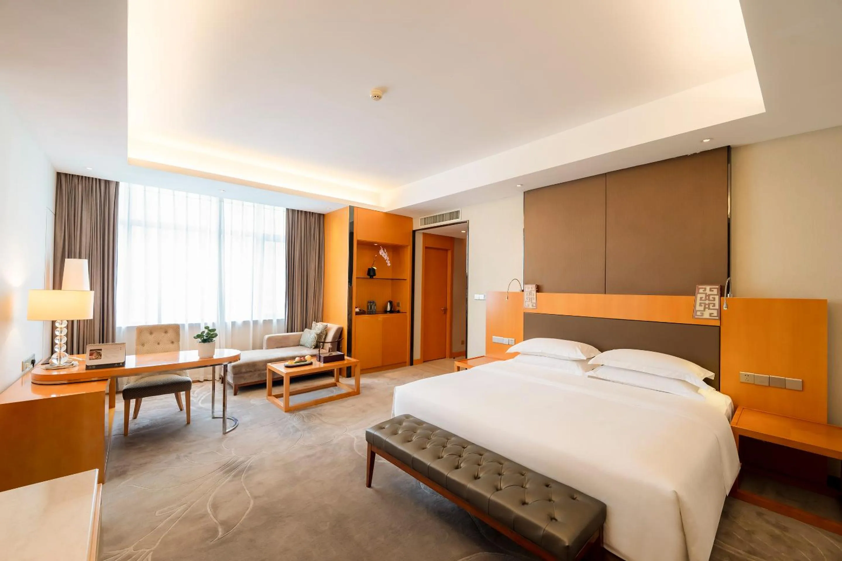 Bed in Jinling Grand Hotel