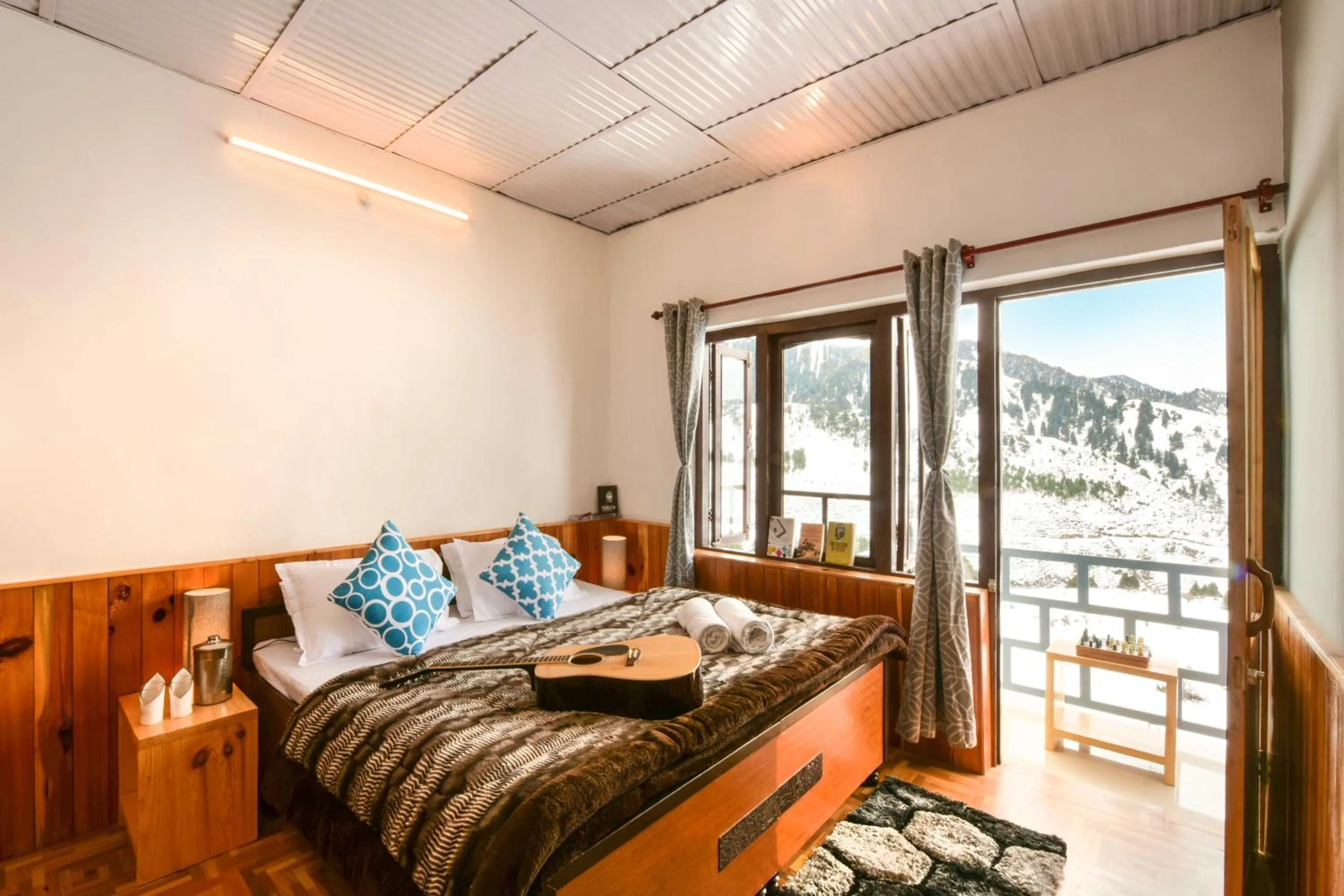 Bed in Zostel Rajgundha