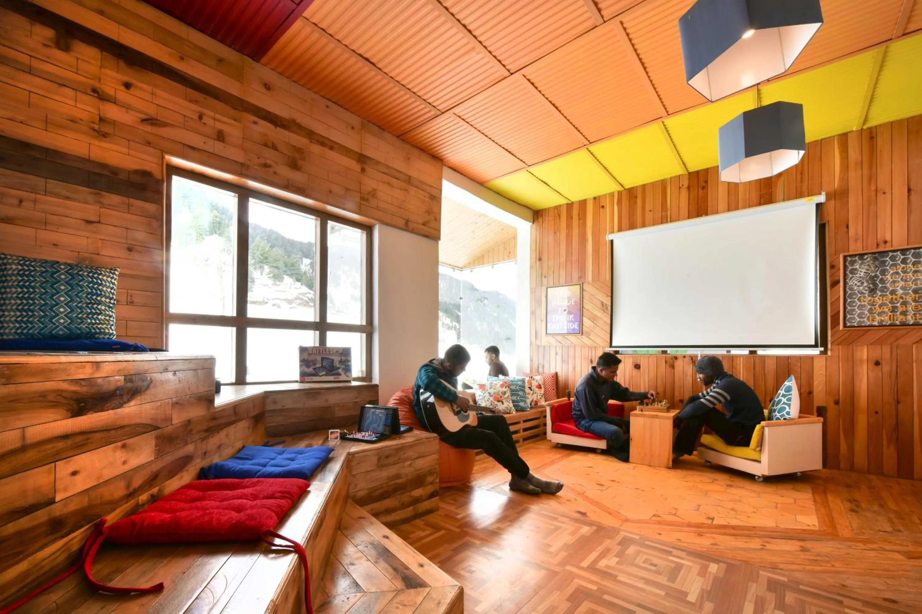 People in Zostel Rajgundha