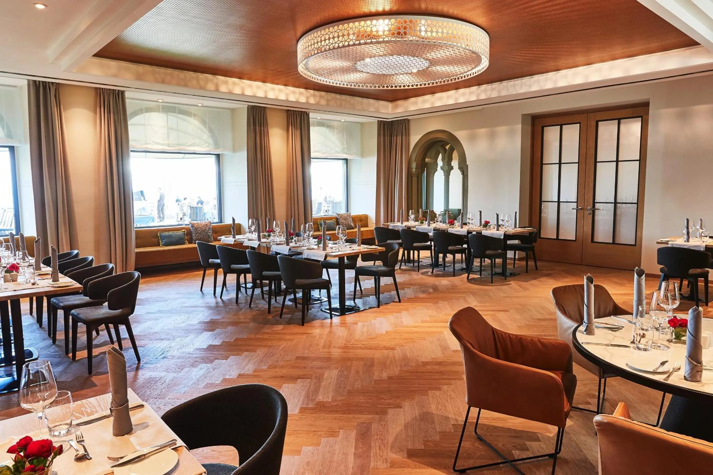 Restaurant/places to eat in Steigenberger Inselhotel