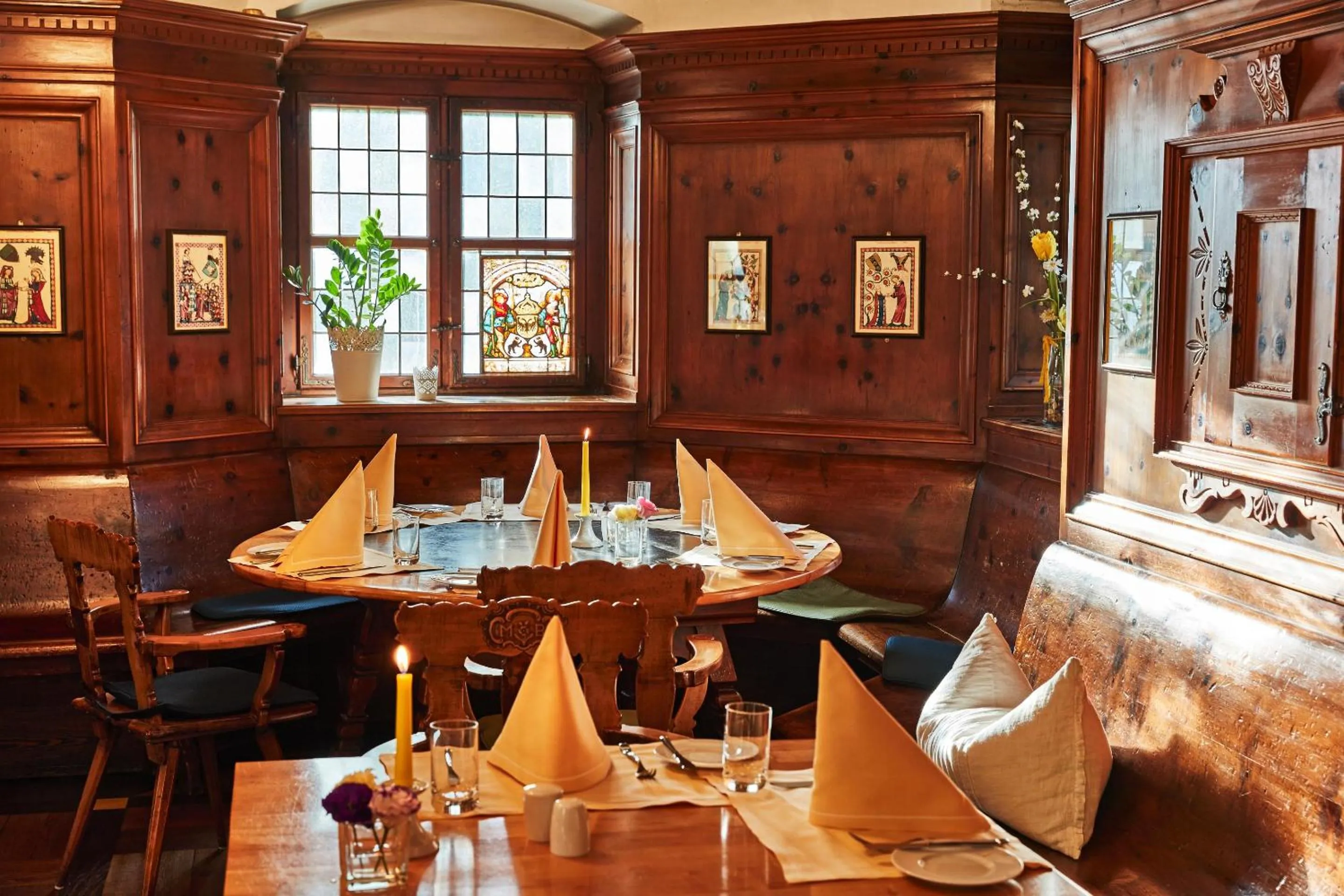 Restaurant/places to eat in Steigenberger Inselhotel