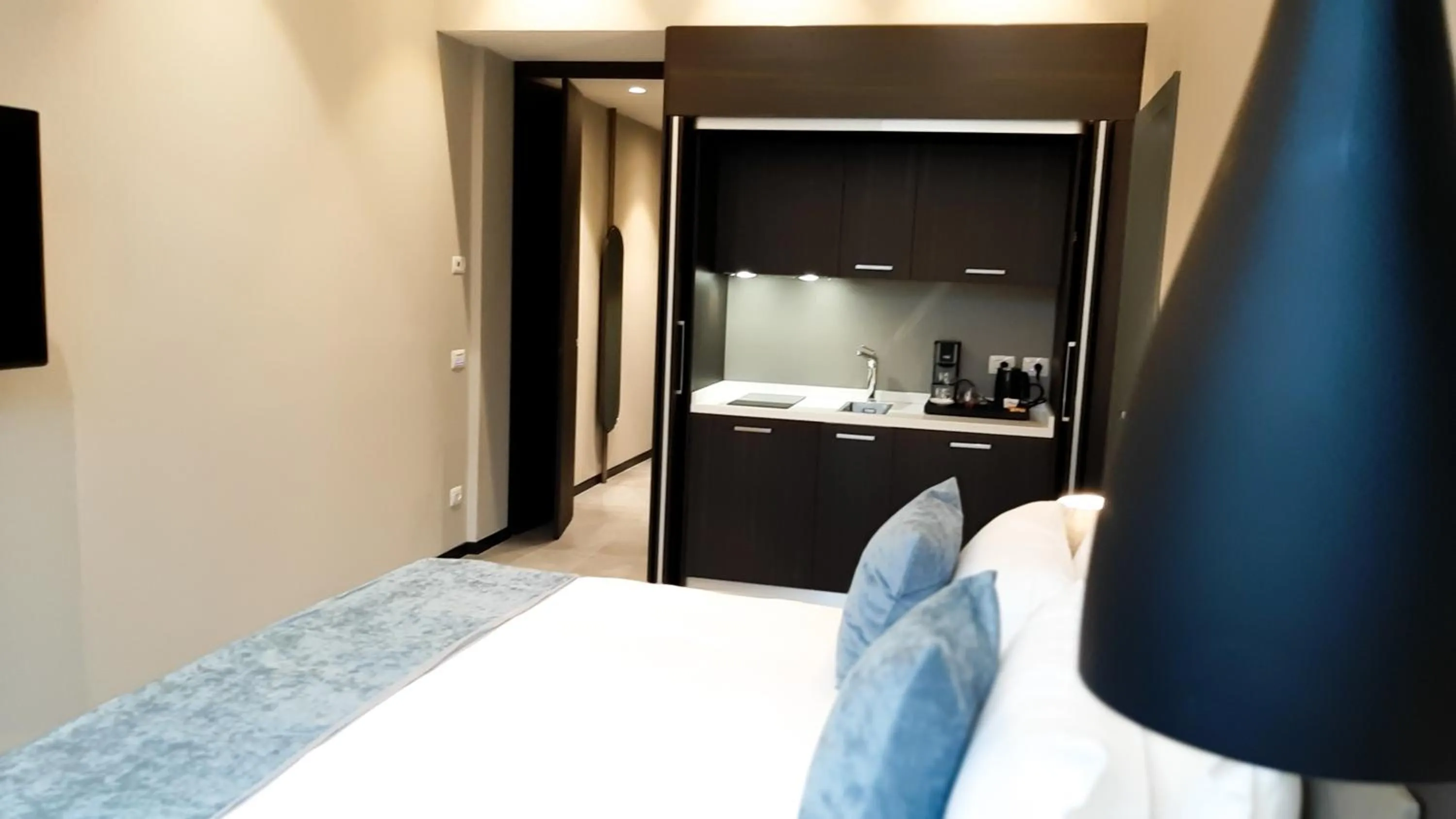 Kitchen or kitchenette in JOIVY Spadari