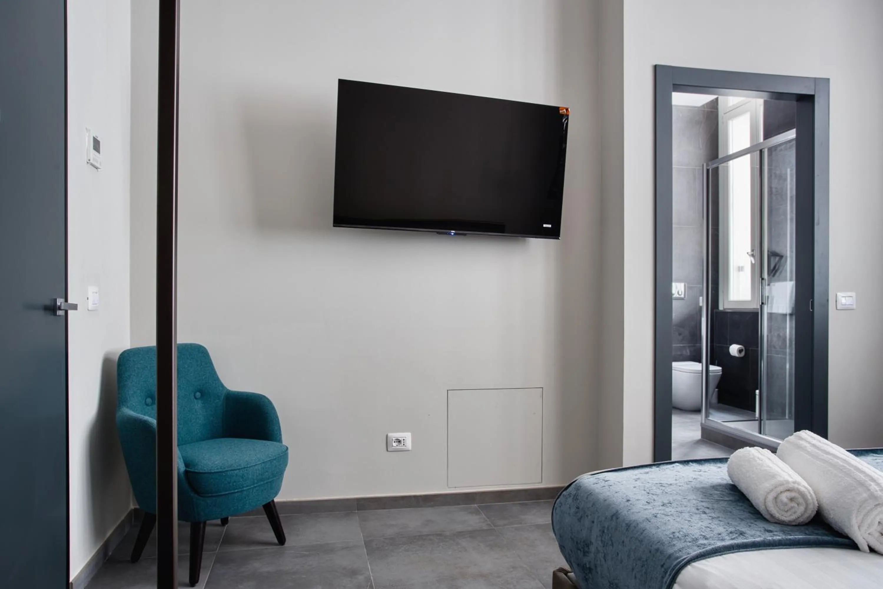 TV and multimedia in JOIVY Spadari