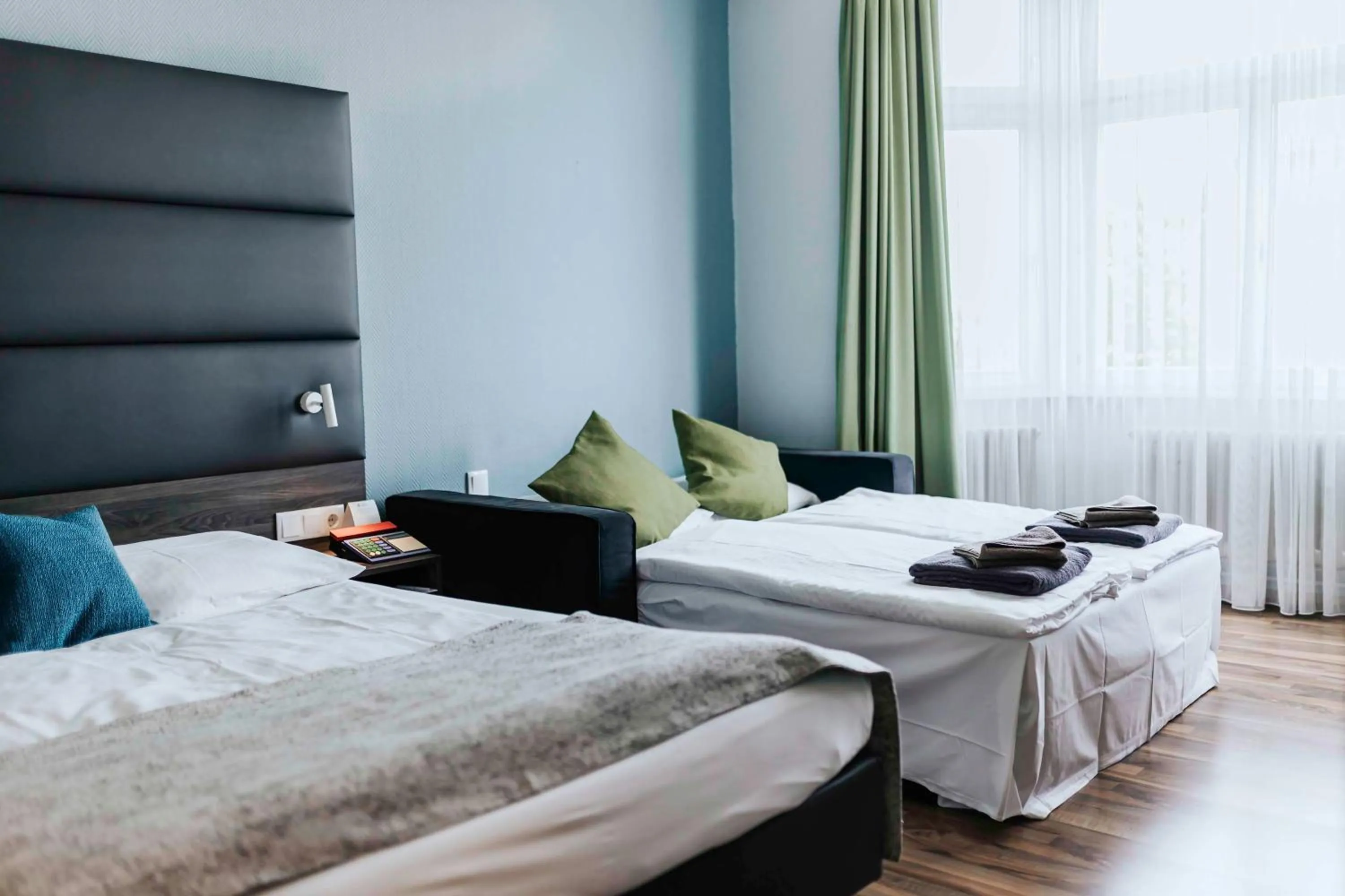 Bedroom, Bed in Best Western Hotel Kurfürst Wilhelm I.