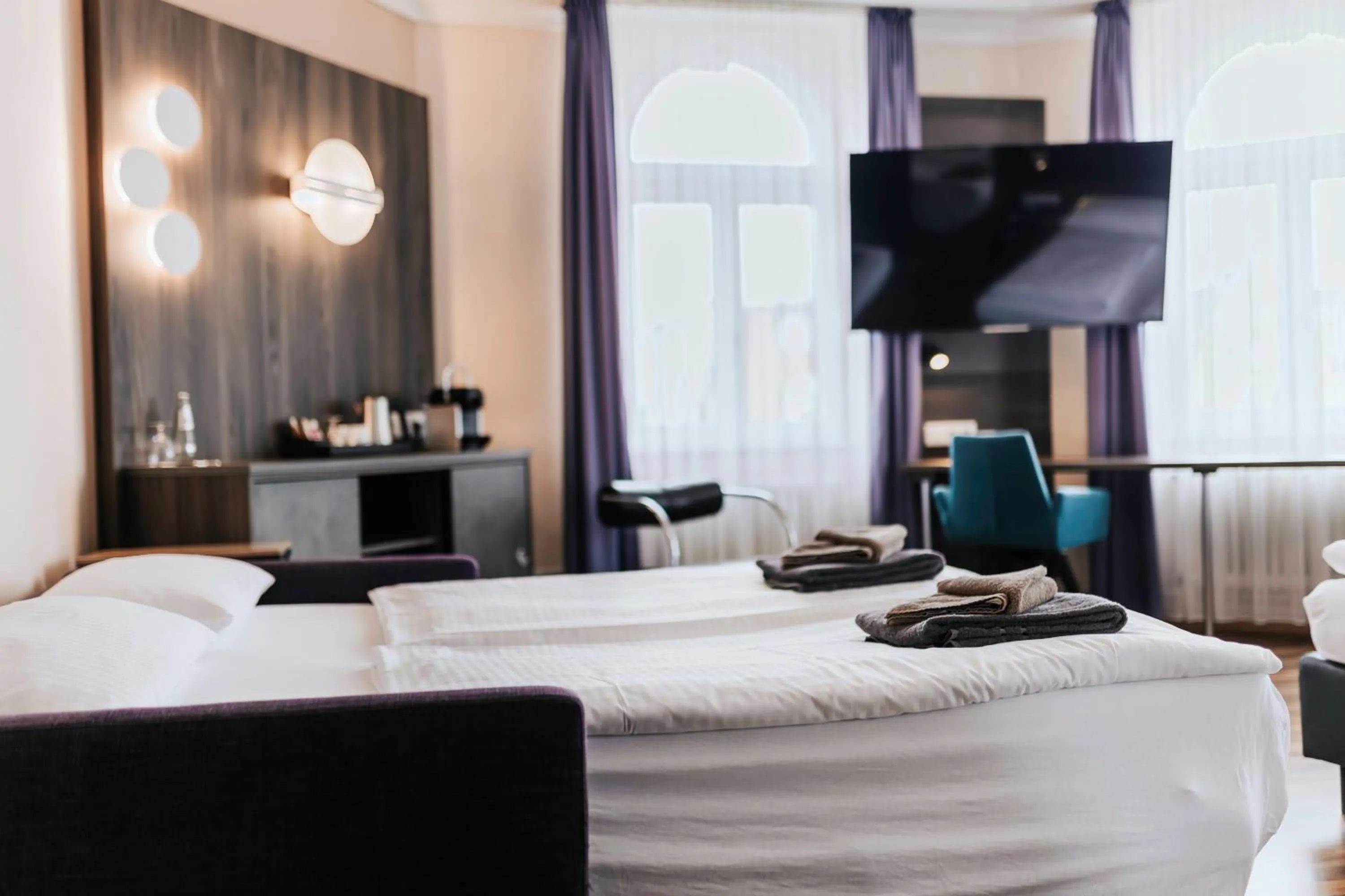 TV and multimedia, Bed in Best Western Hotel Kurfürst Wilhelm I.