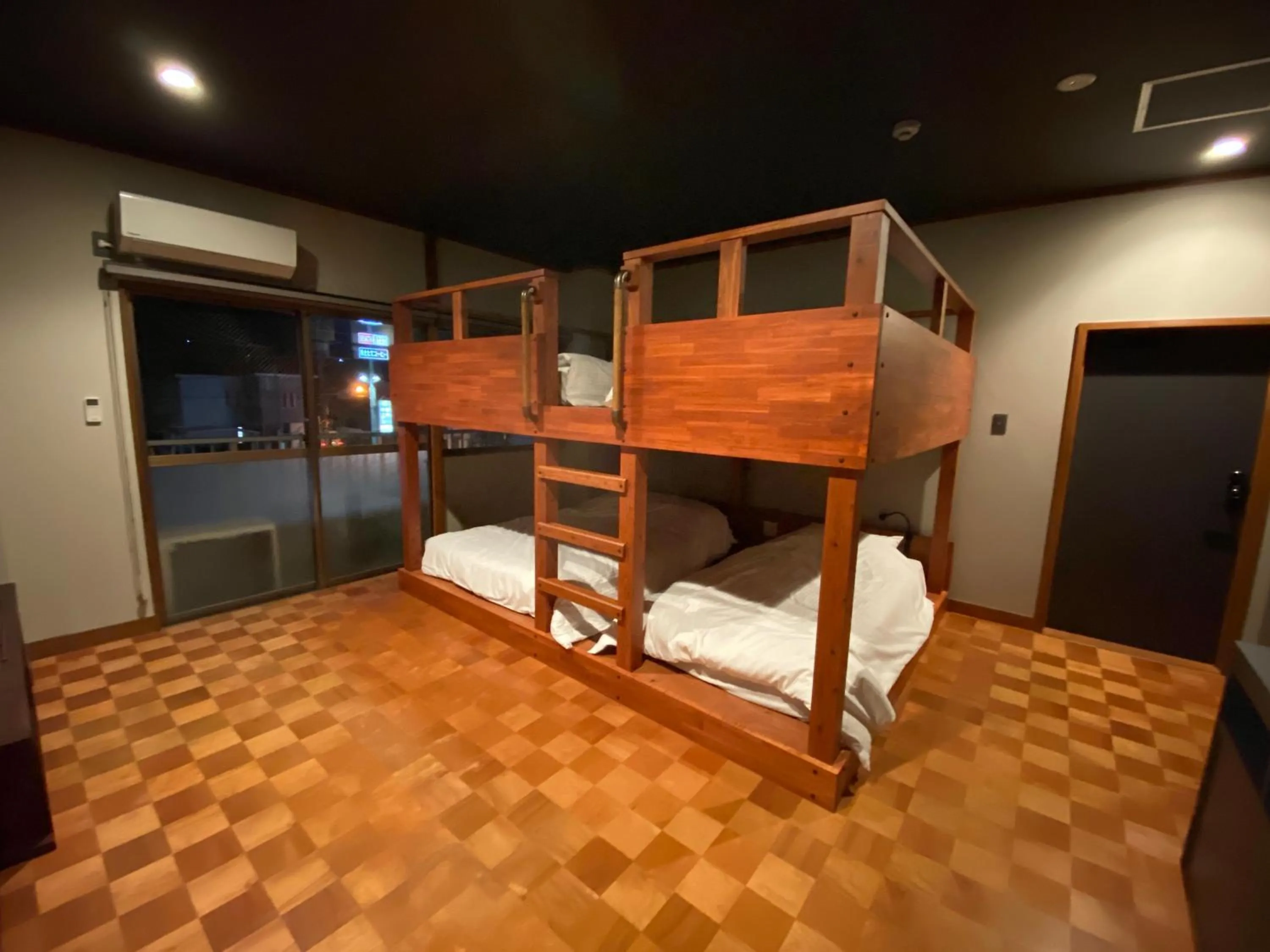 Bed in Share Hotel 198 Beppu