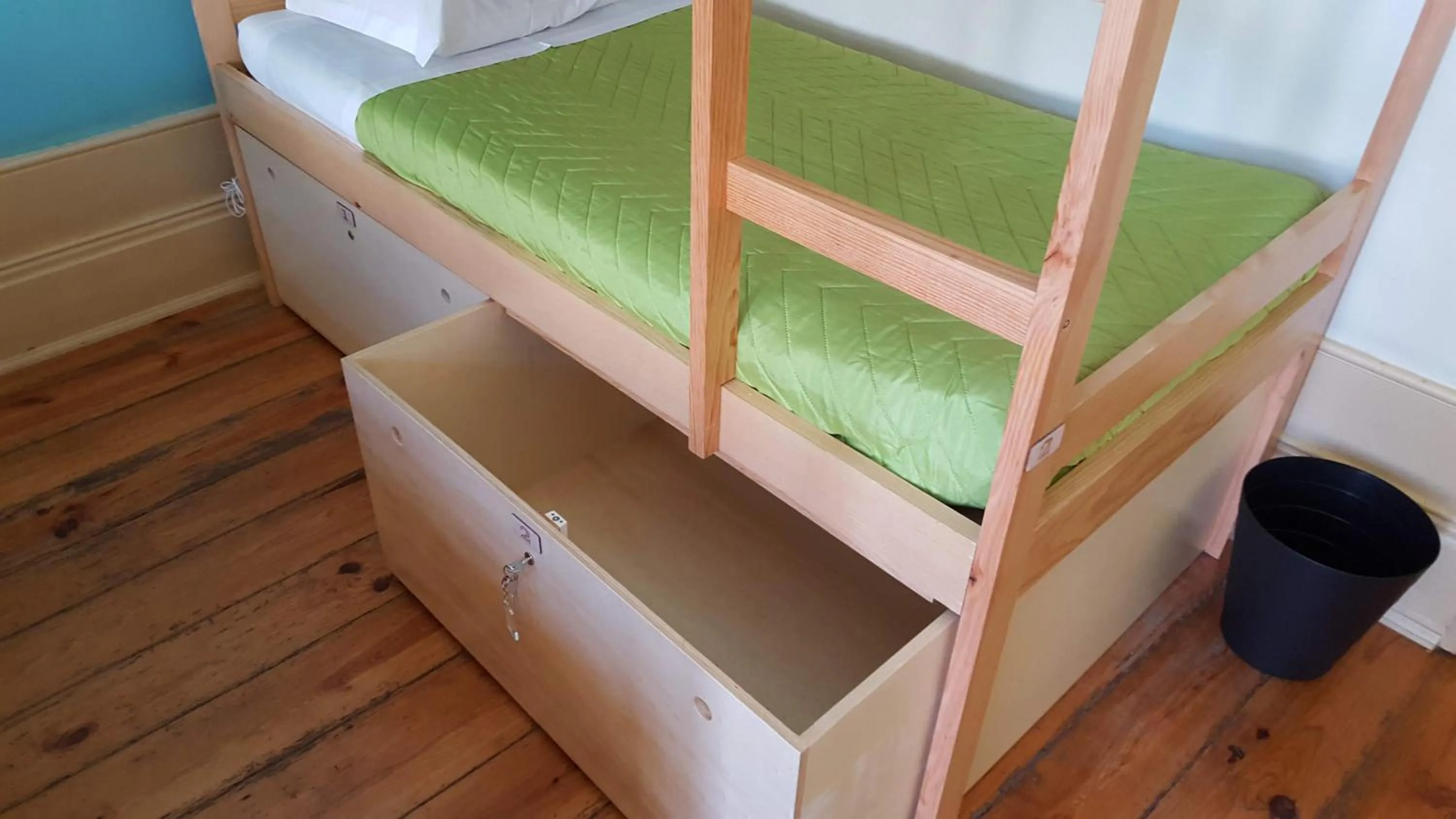 bunk bed, Bed in CoolHostel