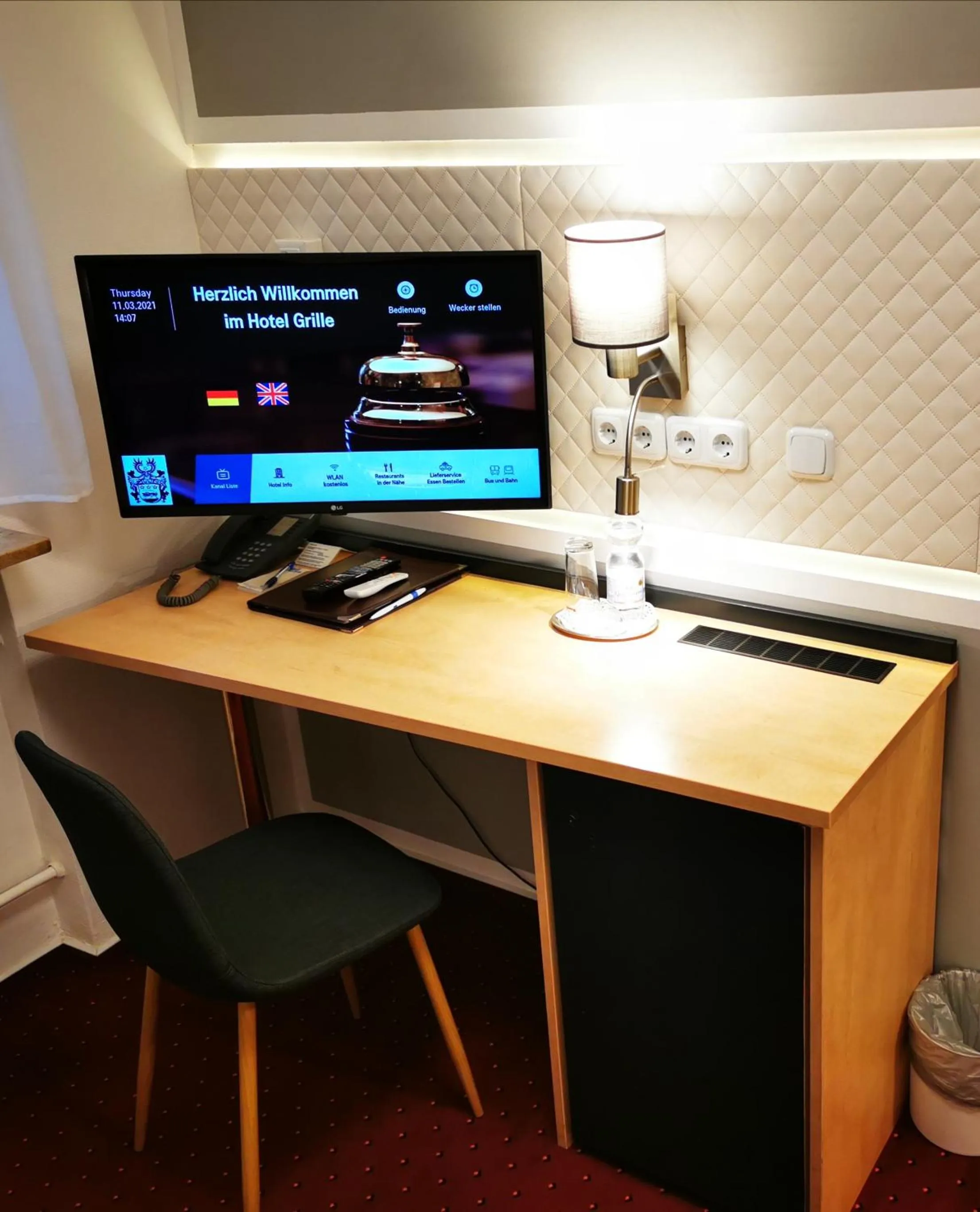 TV and multimedia in Hotel Grille