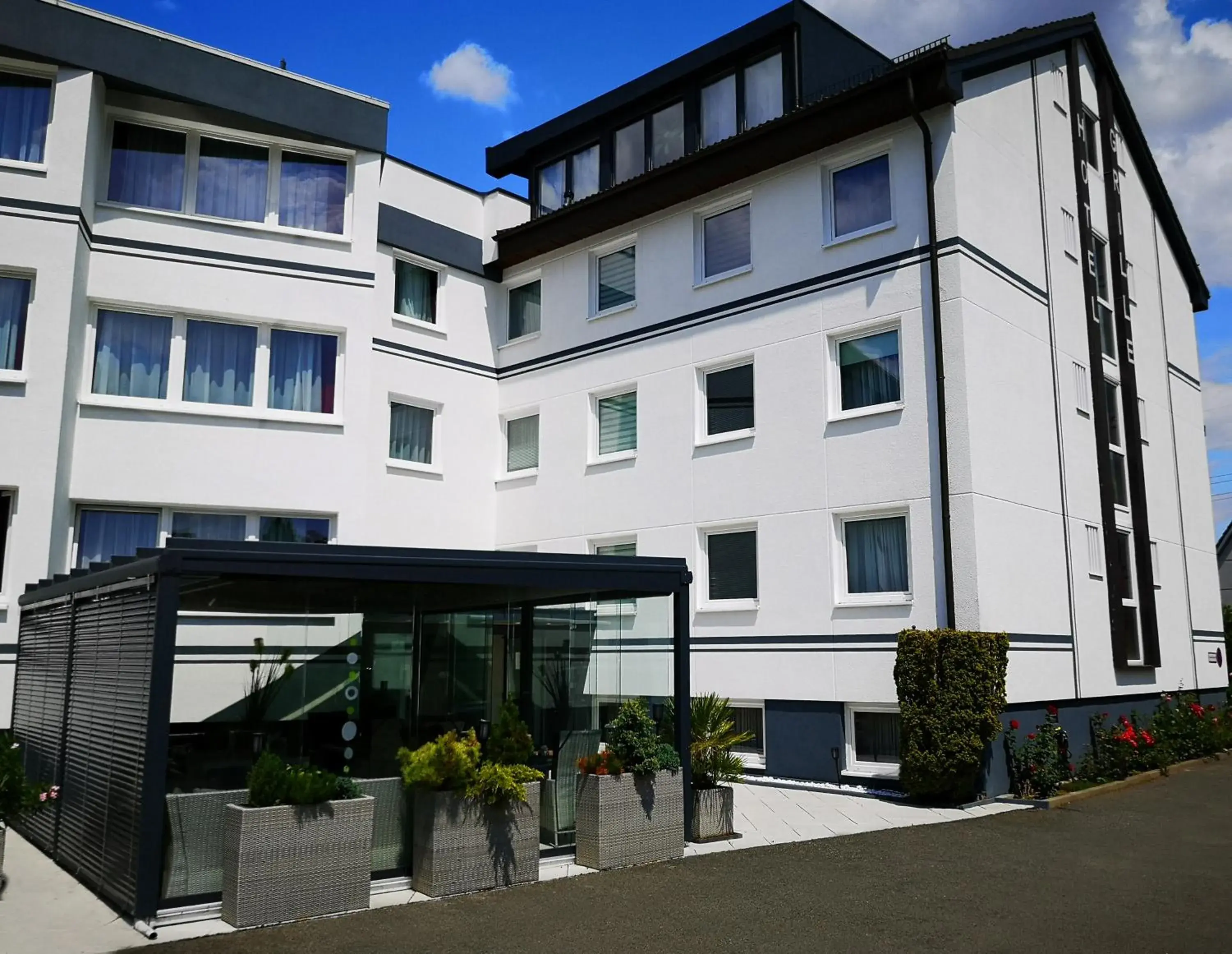 Hotel Grille Hotel Grille