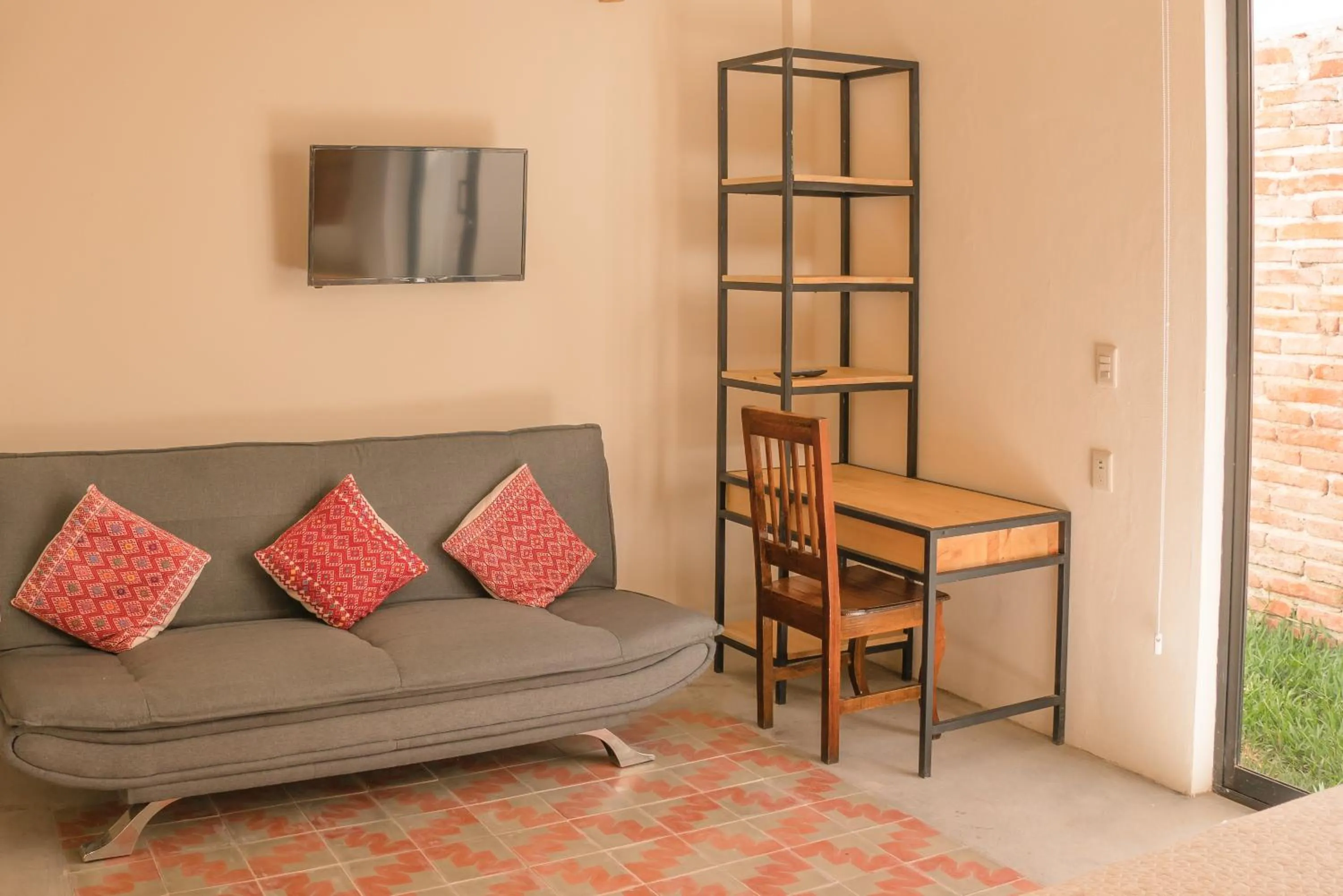 TV and multimedia in Hotel Mansion Primavera