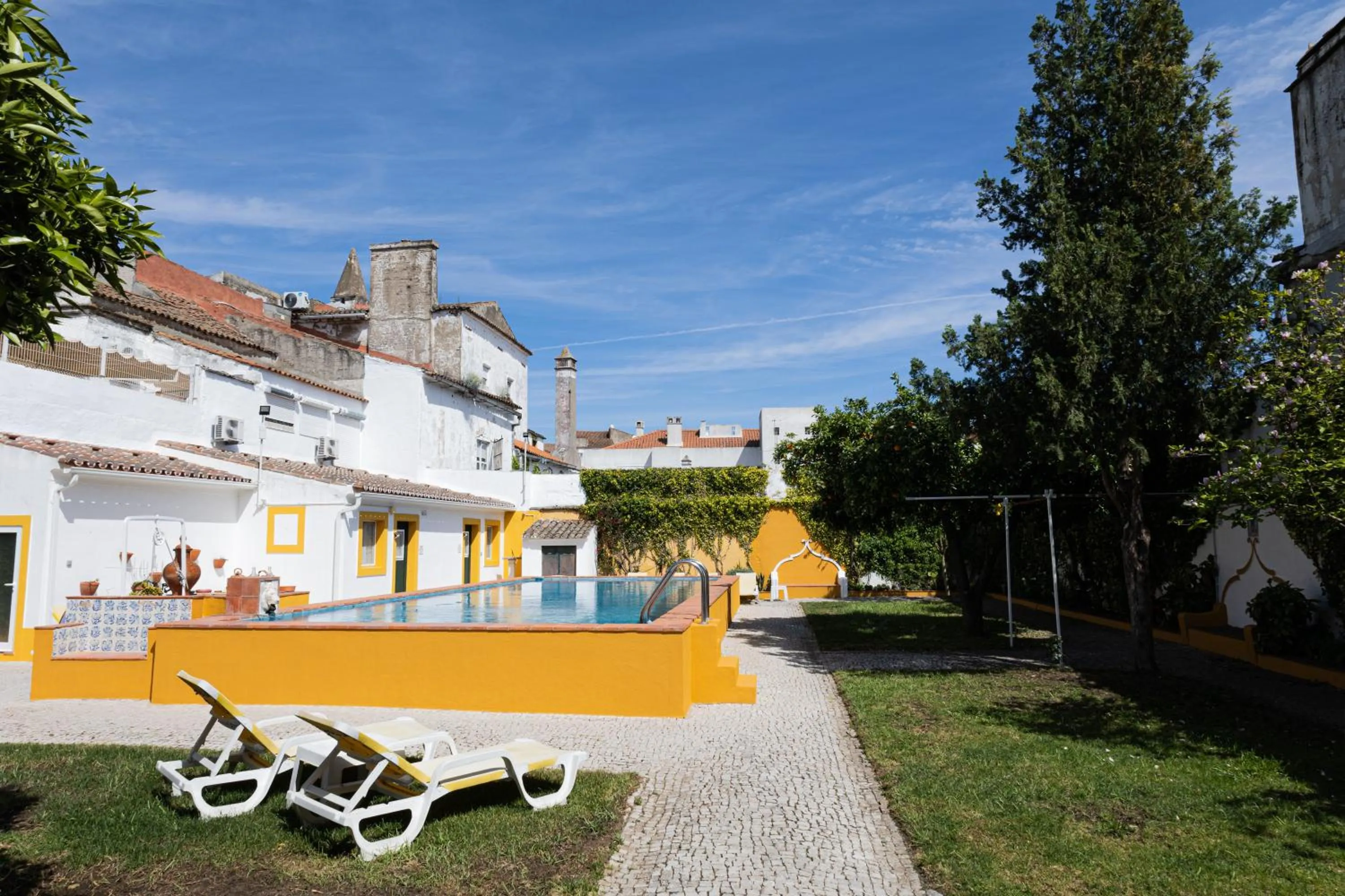 Garden view in Vintage Guest House - Casa do Escritor