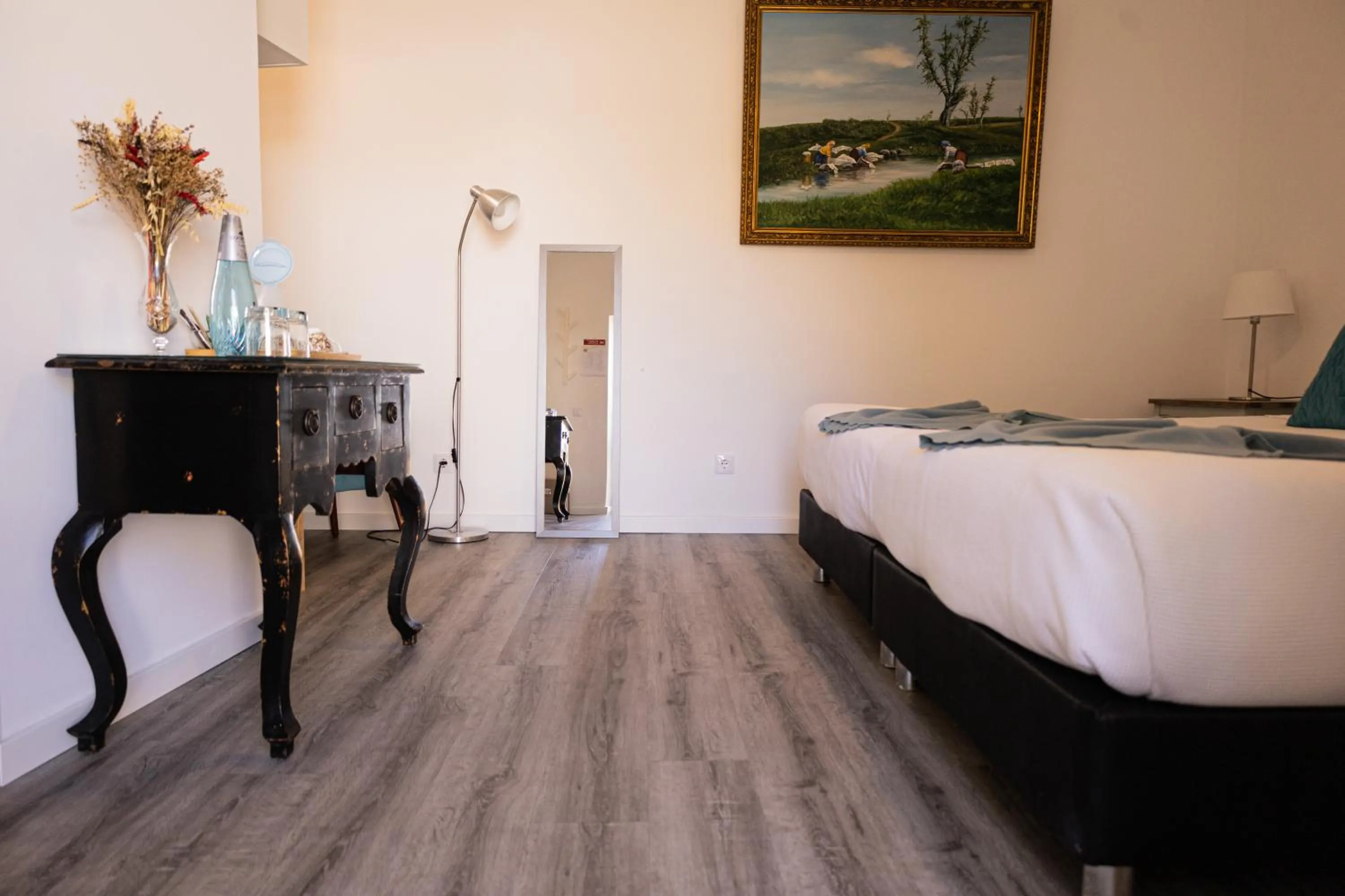 Bed in Vintage Guest House - Casa do Escritor