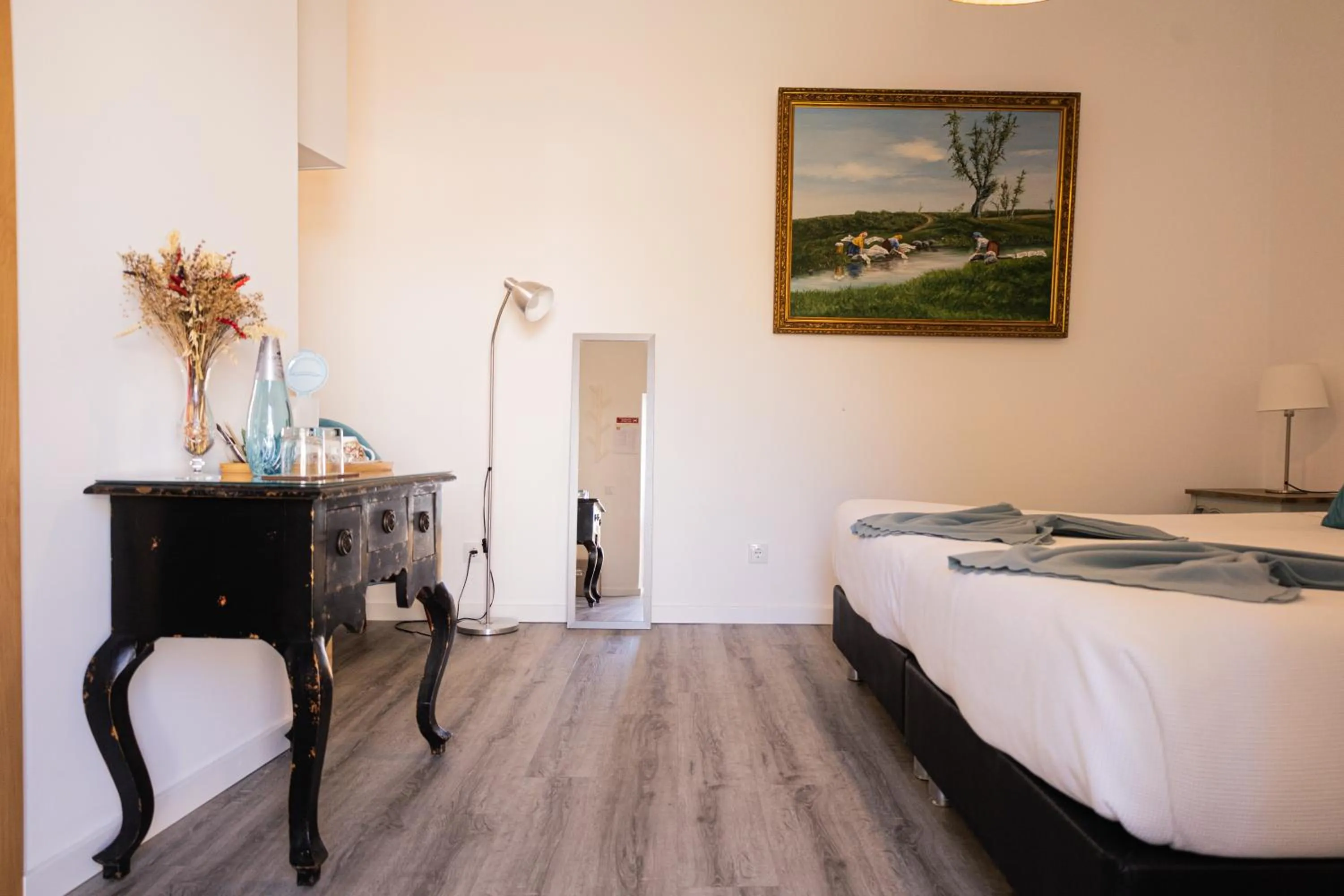 Bed in Vintage Guest House - Casa do Escritor