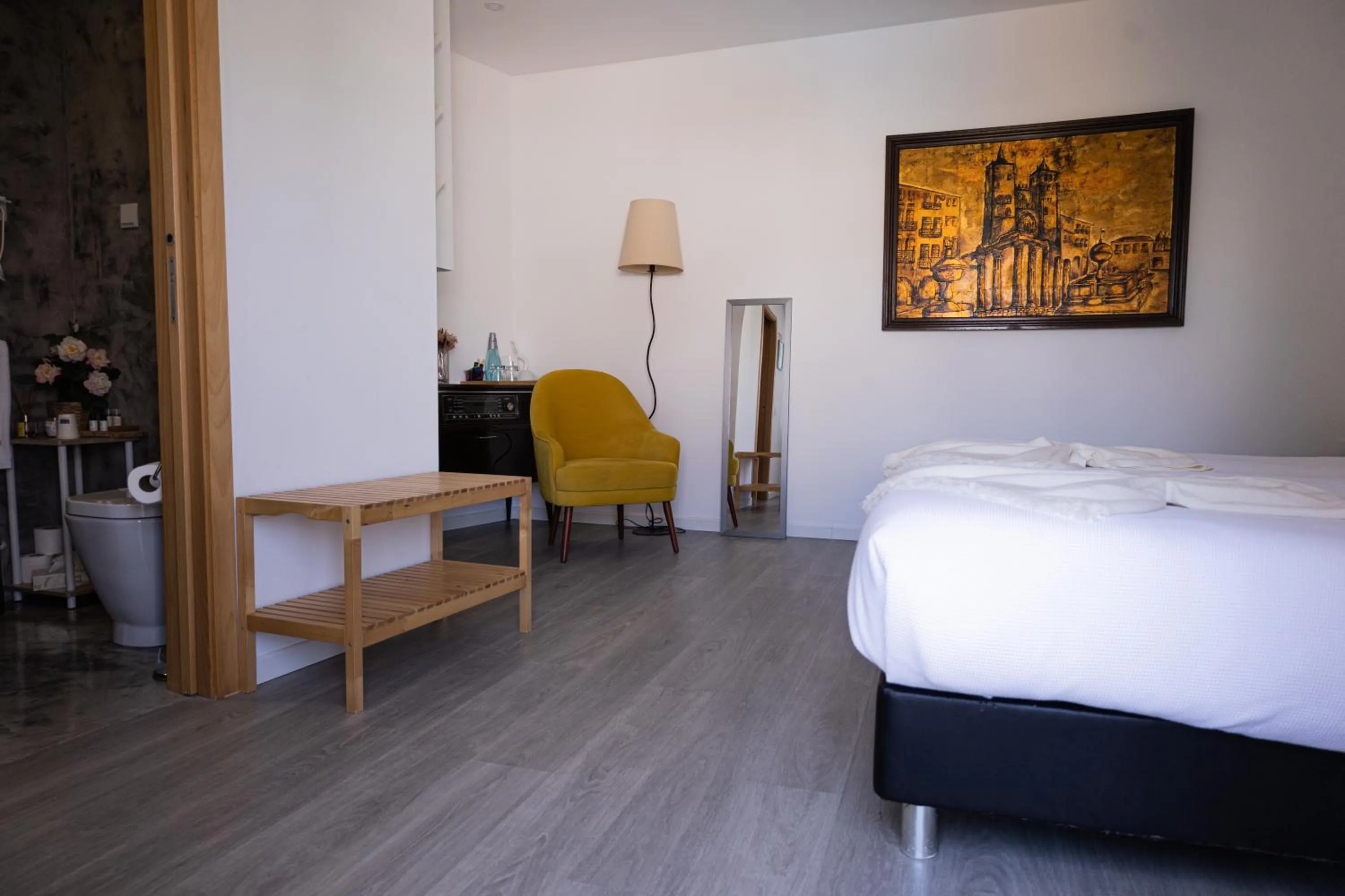 Bed in Vintage Guest House - Casa do Escritor