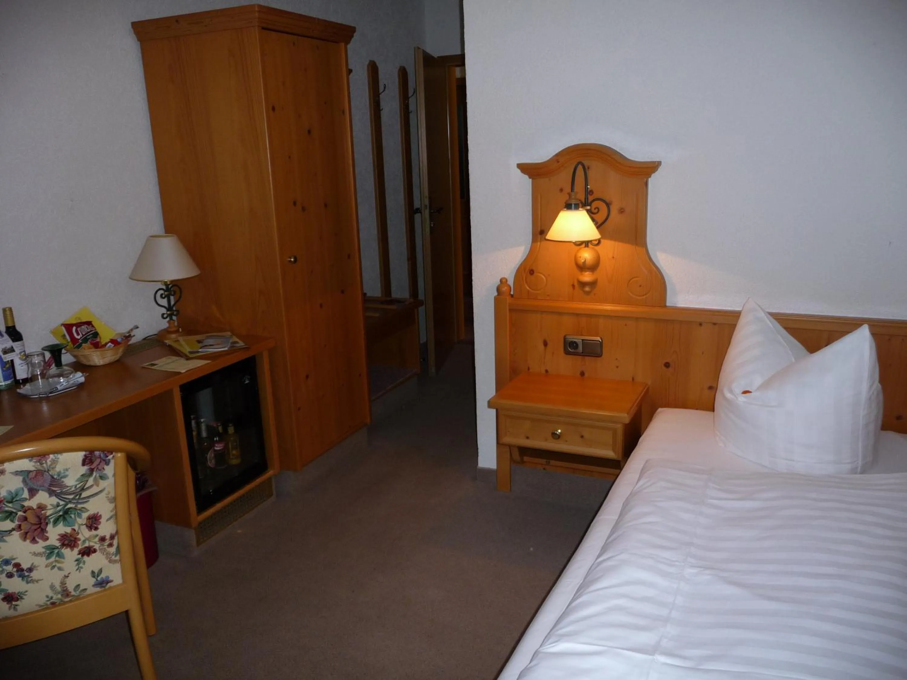 Photo of the whole room, Bed in Hotel-Gasthaus Steiger