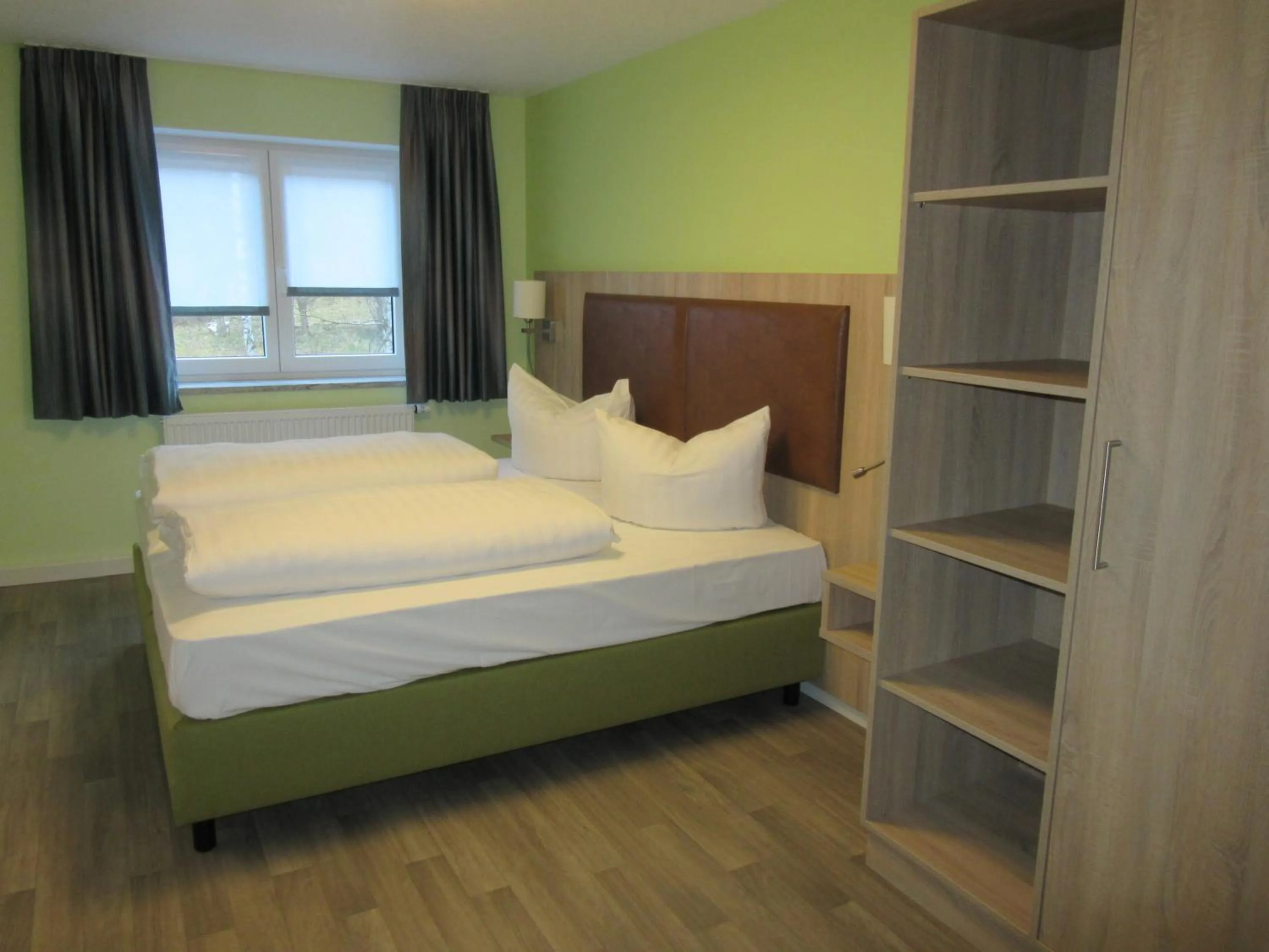 Bedroom, Bed in Hotel-Gasthaus Steiger