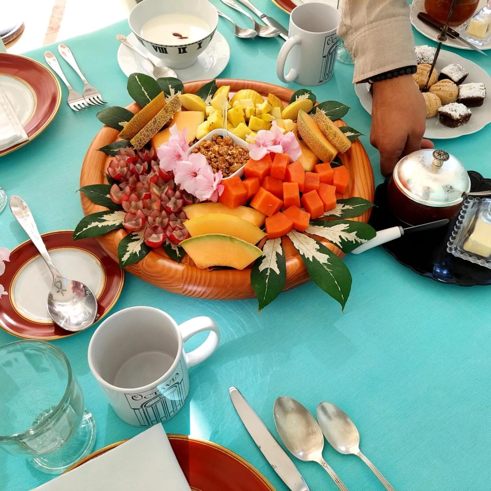 Breakfast in Villa Octavia