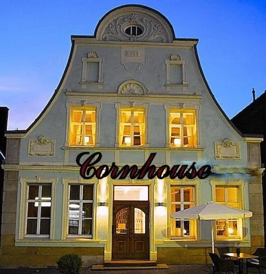 Property building in Akzent Hotel Tietmeyer & Cross Side