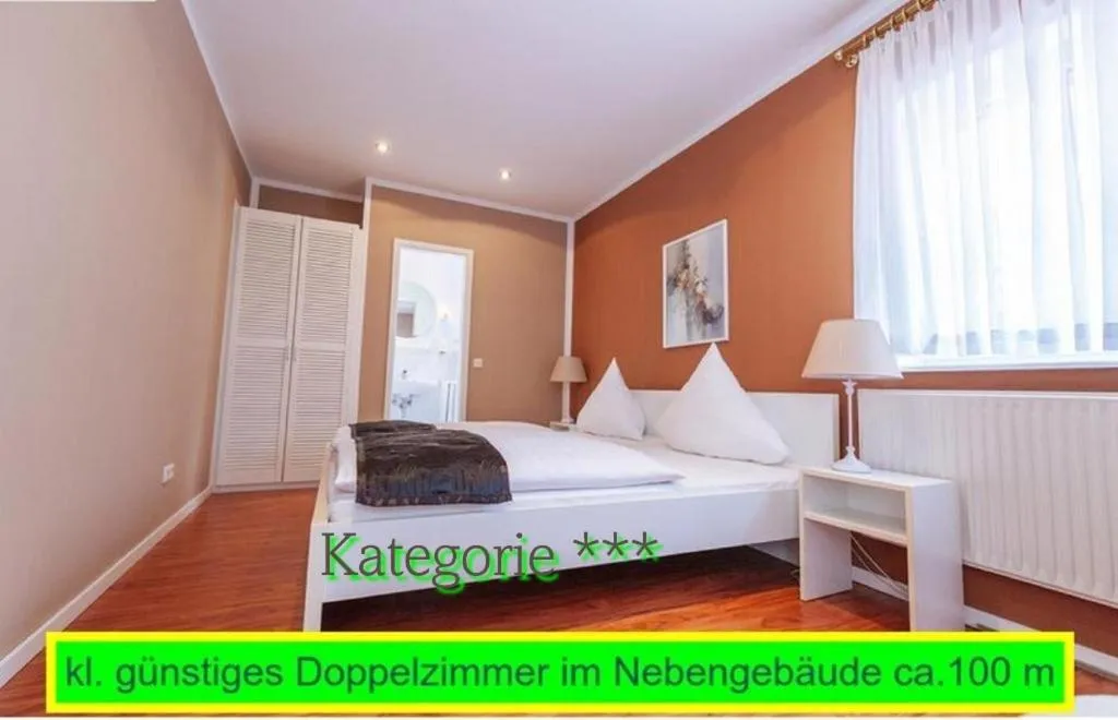 Bedroom, Bed in Akzent Hotel Tietmeyer & Cross Side