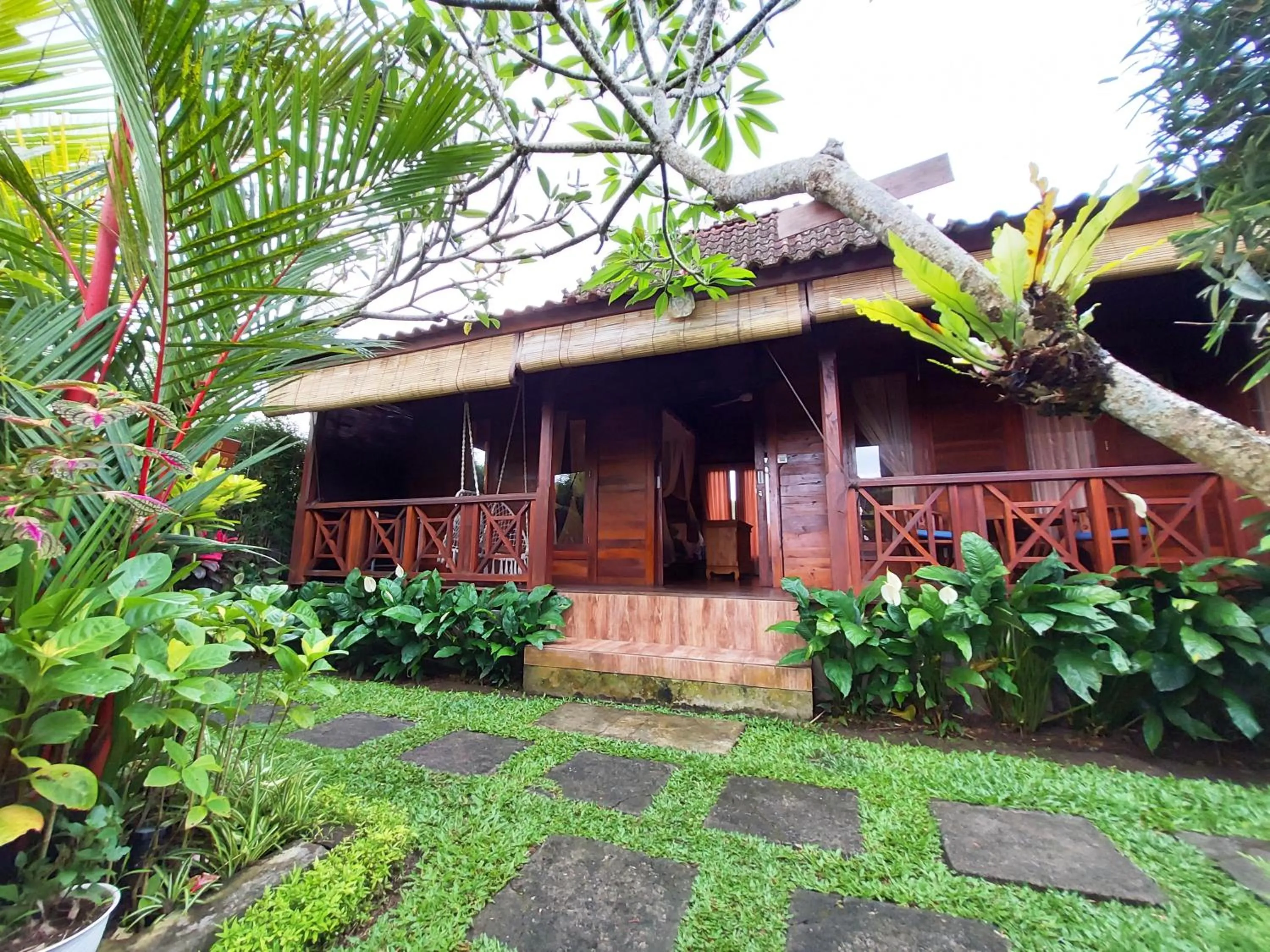 Property building in Shivananda Antique Villas by EPS