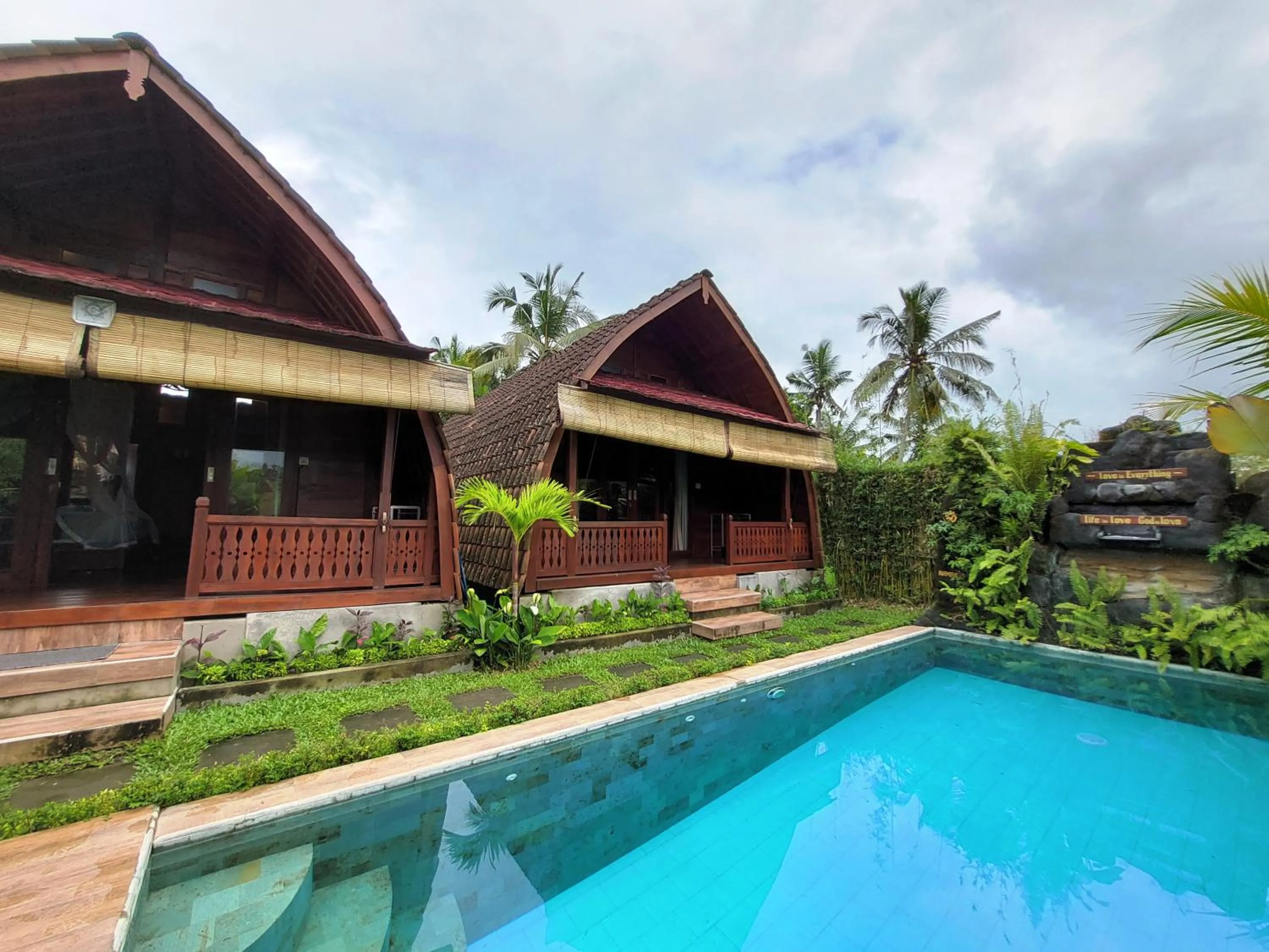 Property building in Shivananda Antique Villas by EPS