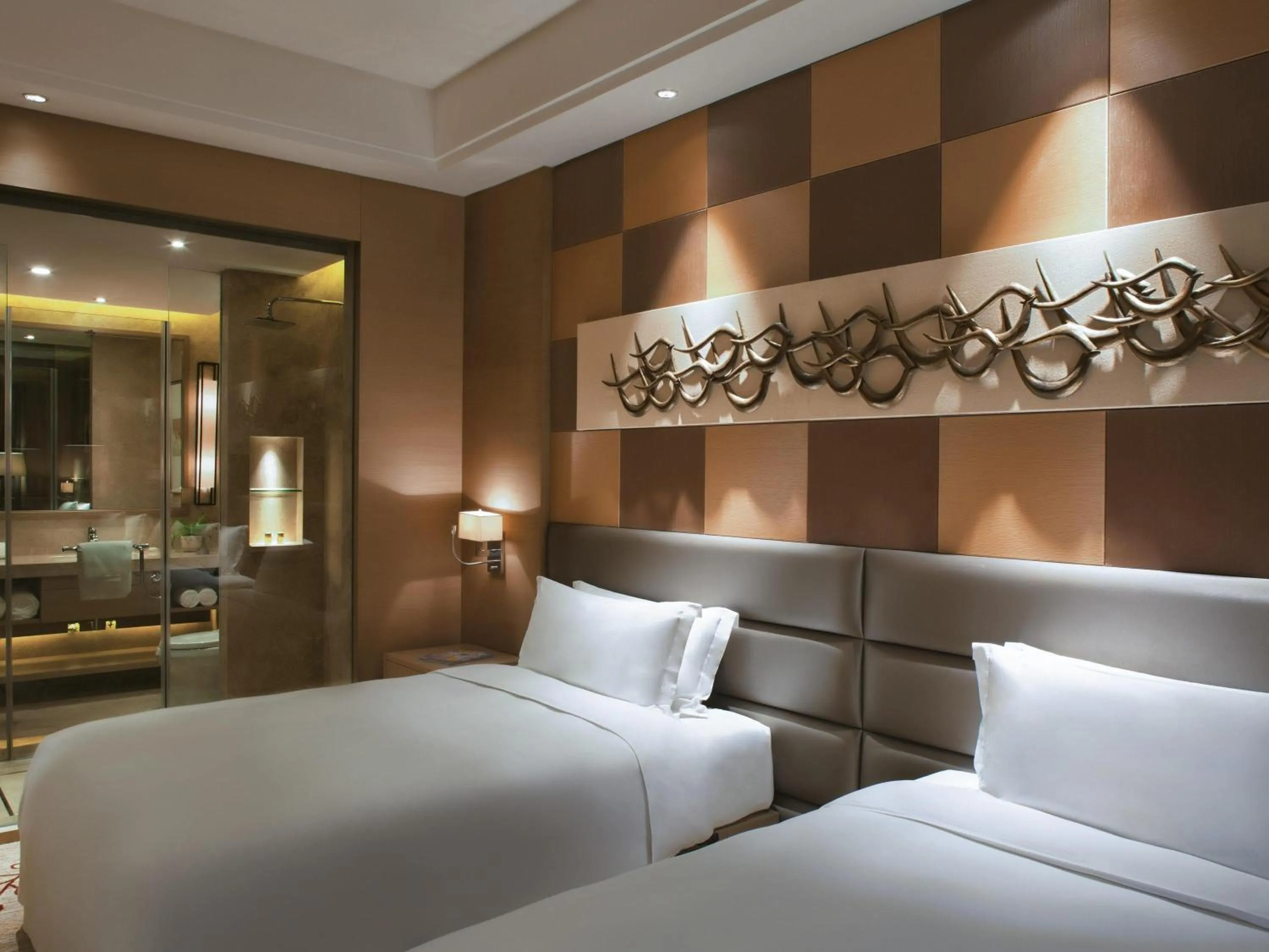 Bedroom, Bed in Movenpick Hotel Enshi