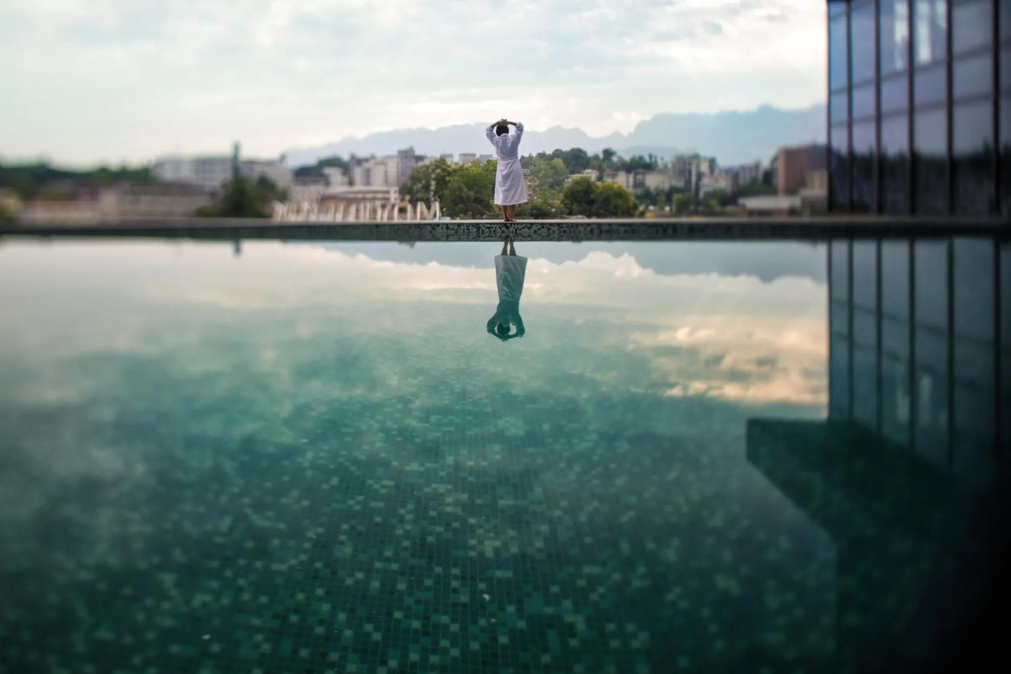 Swimming pool in Movenpick Hotel Enshi