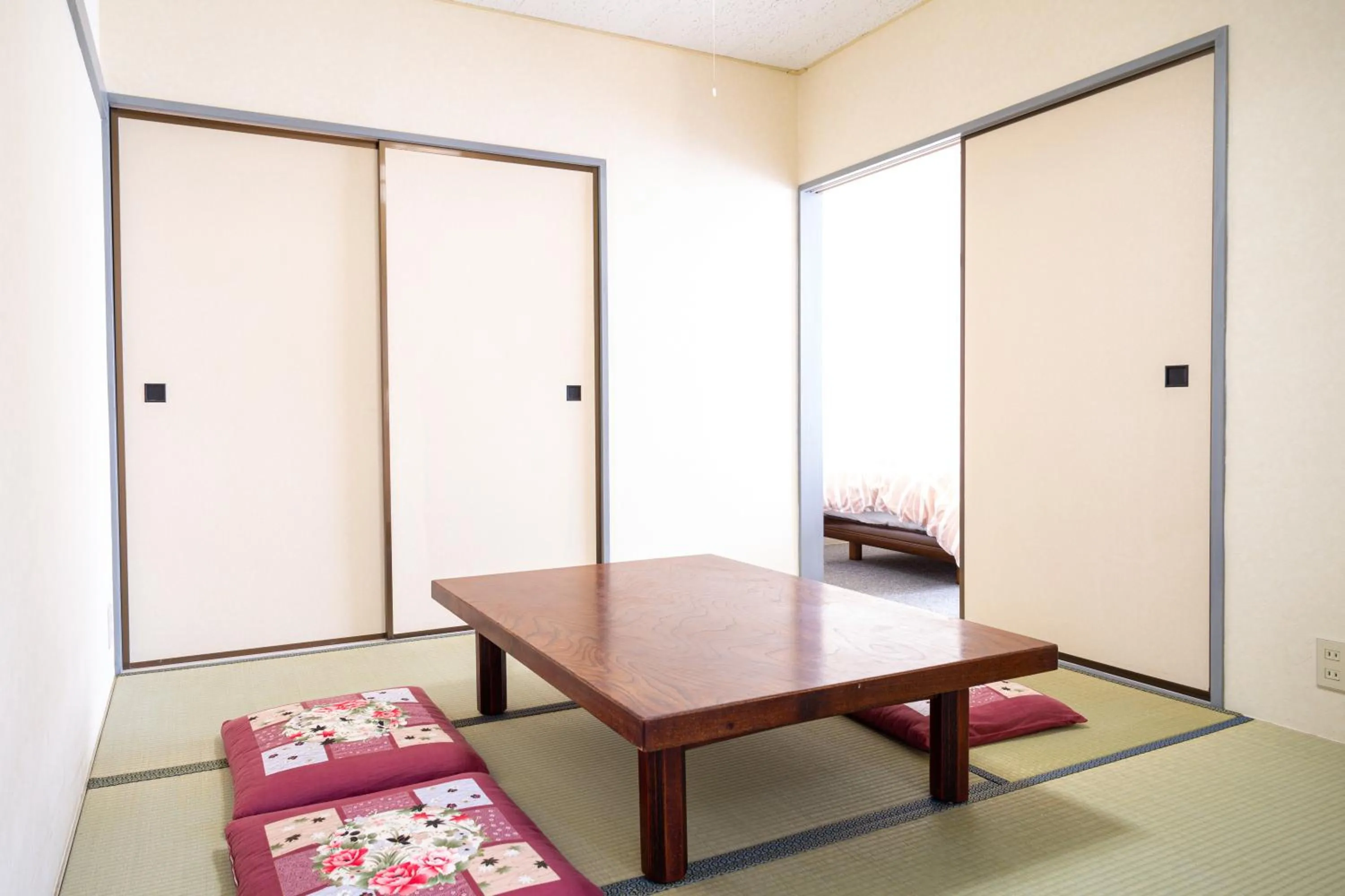 Enoshima Apartment Hotel