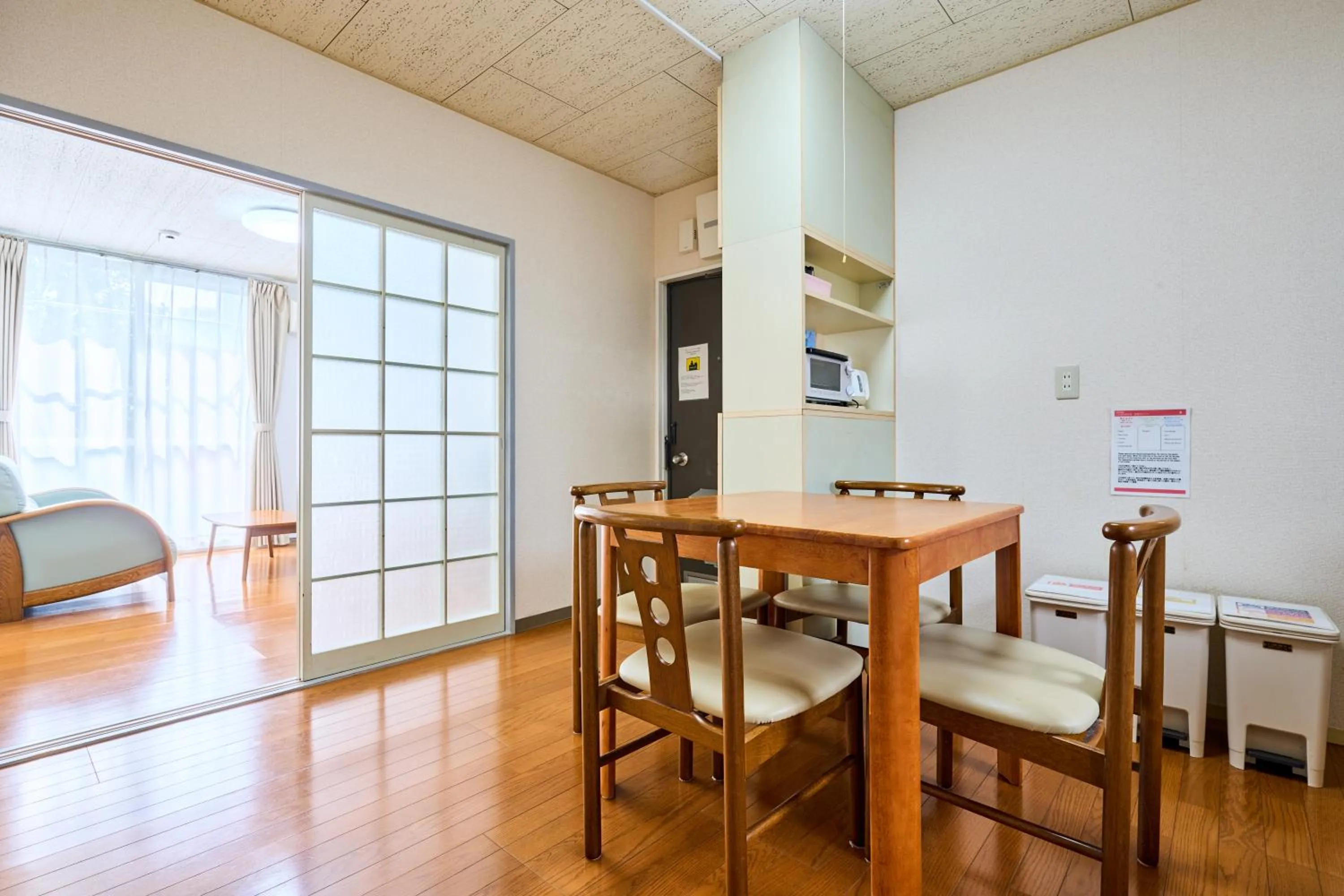 Dining area in Enoshima Apartment Hotel