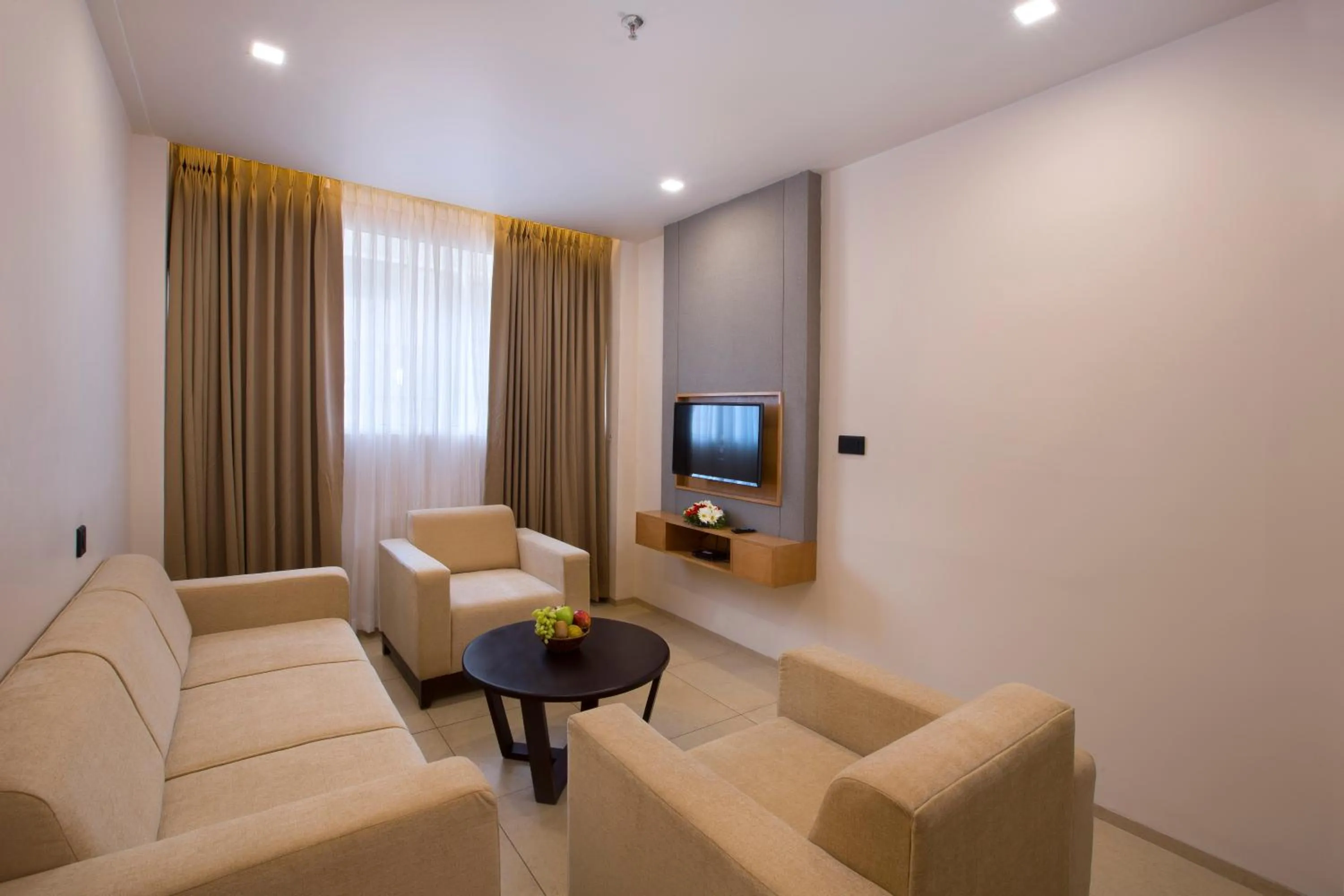 Seating area in North Seven