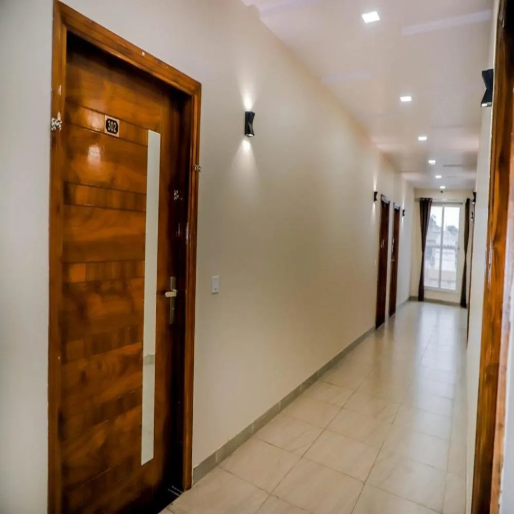 Facade/entrance in Komal Inn