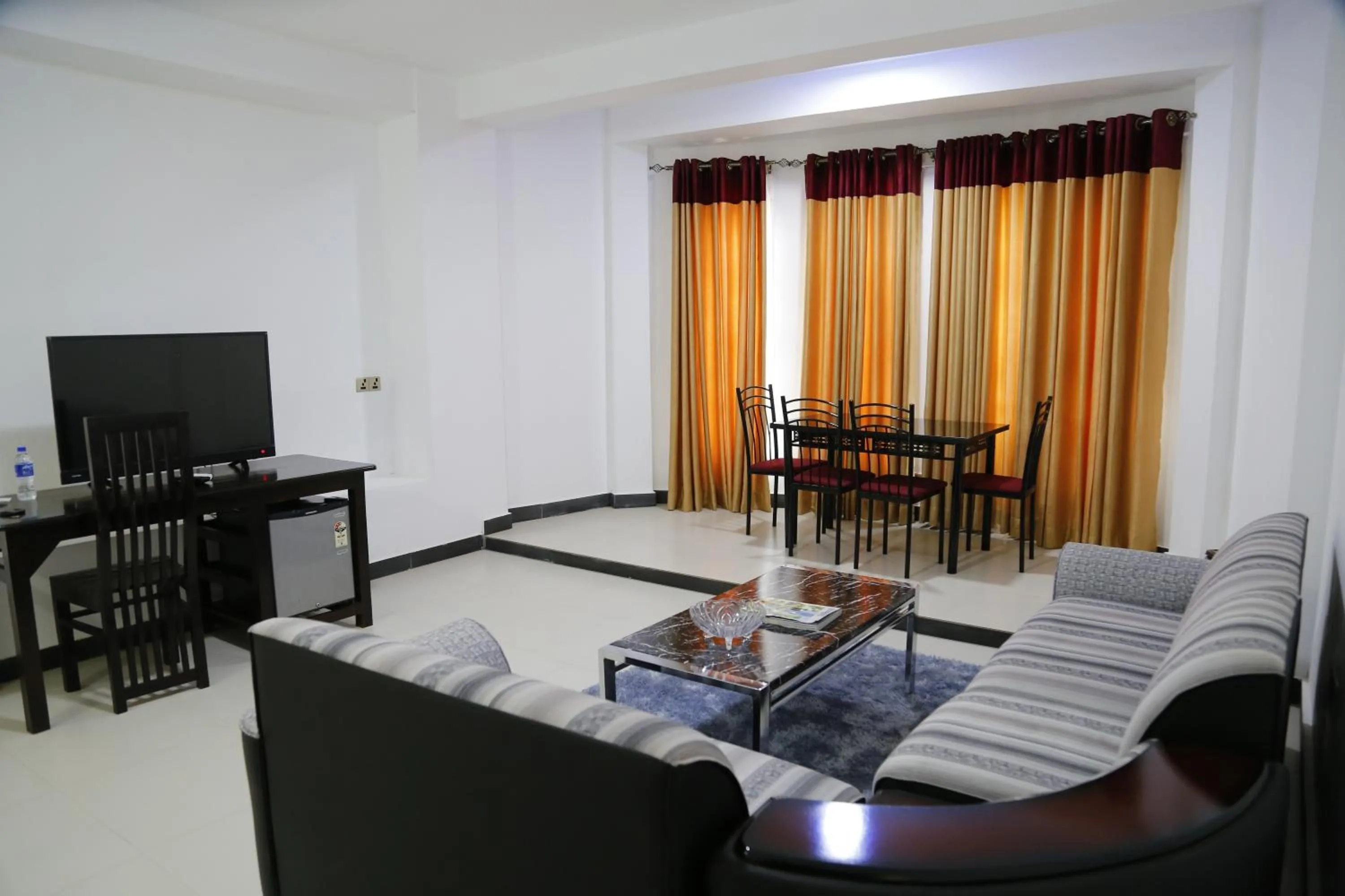 Photo of the whole room in Ananthi HOTELS