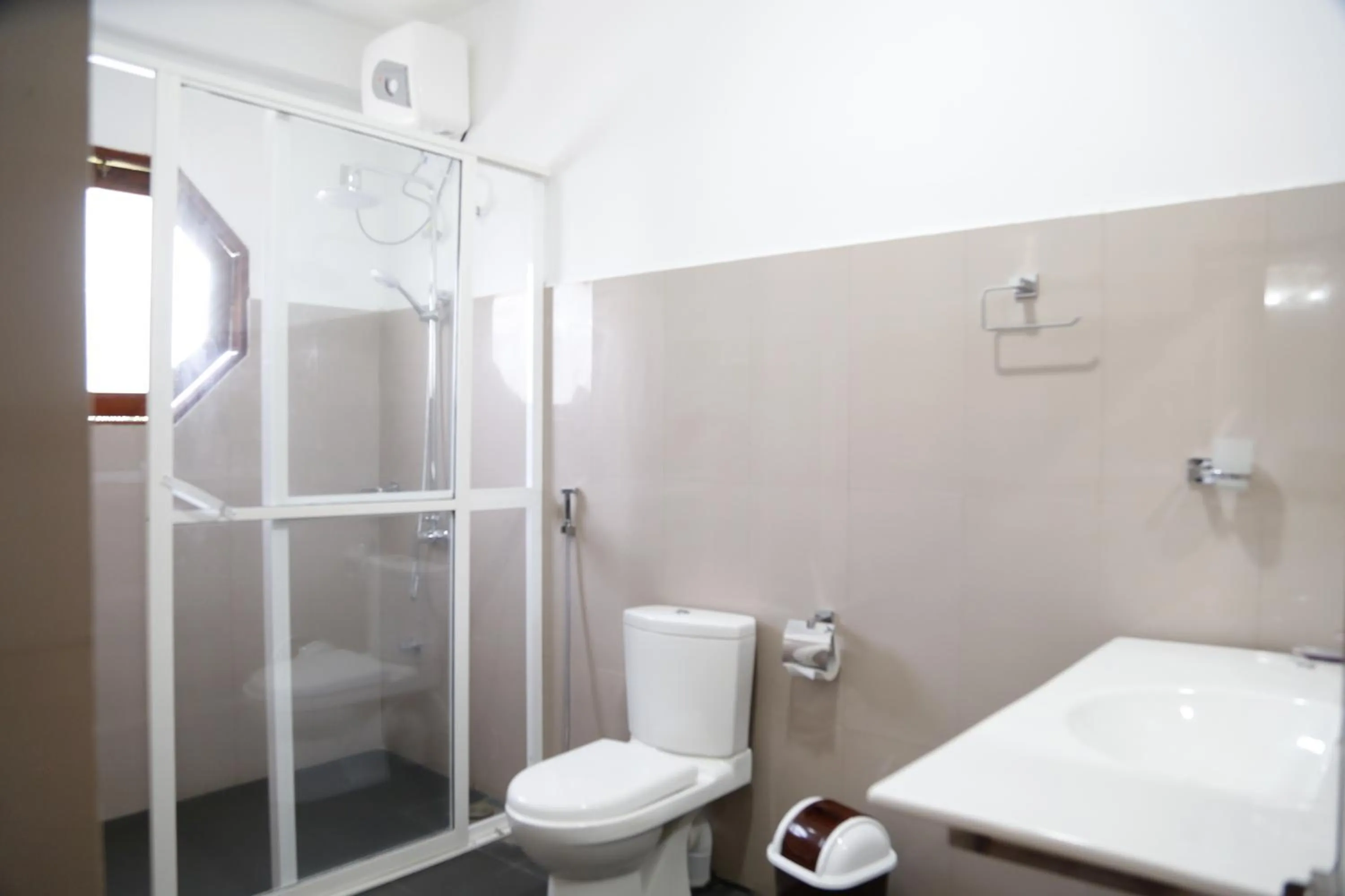 Shower in Ananthi HOTELS