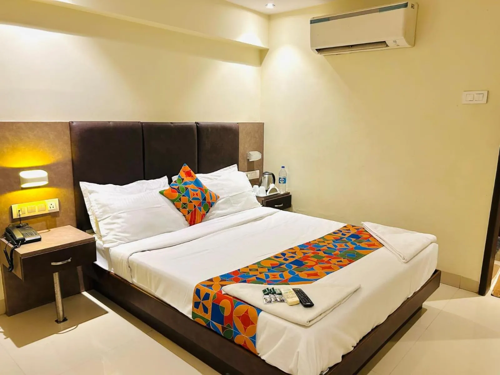 Bedroom, Bed in Hotel West Inn-Near Mumbai International Airport