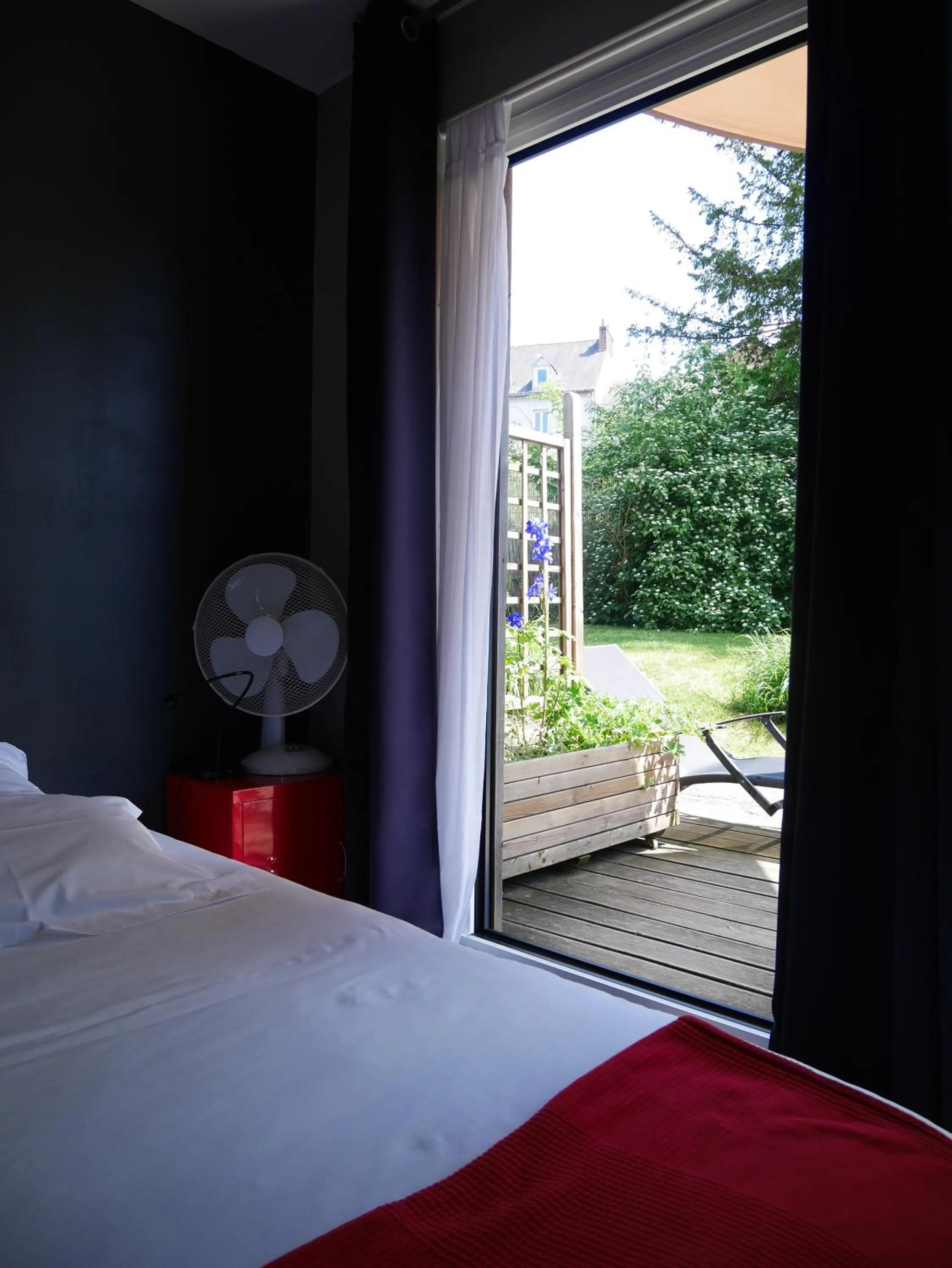 Bedroom, Bed in Les Cabanes de Do