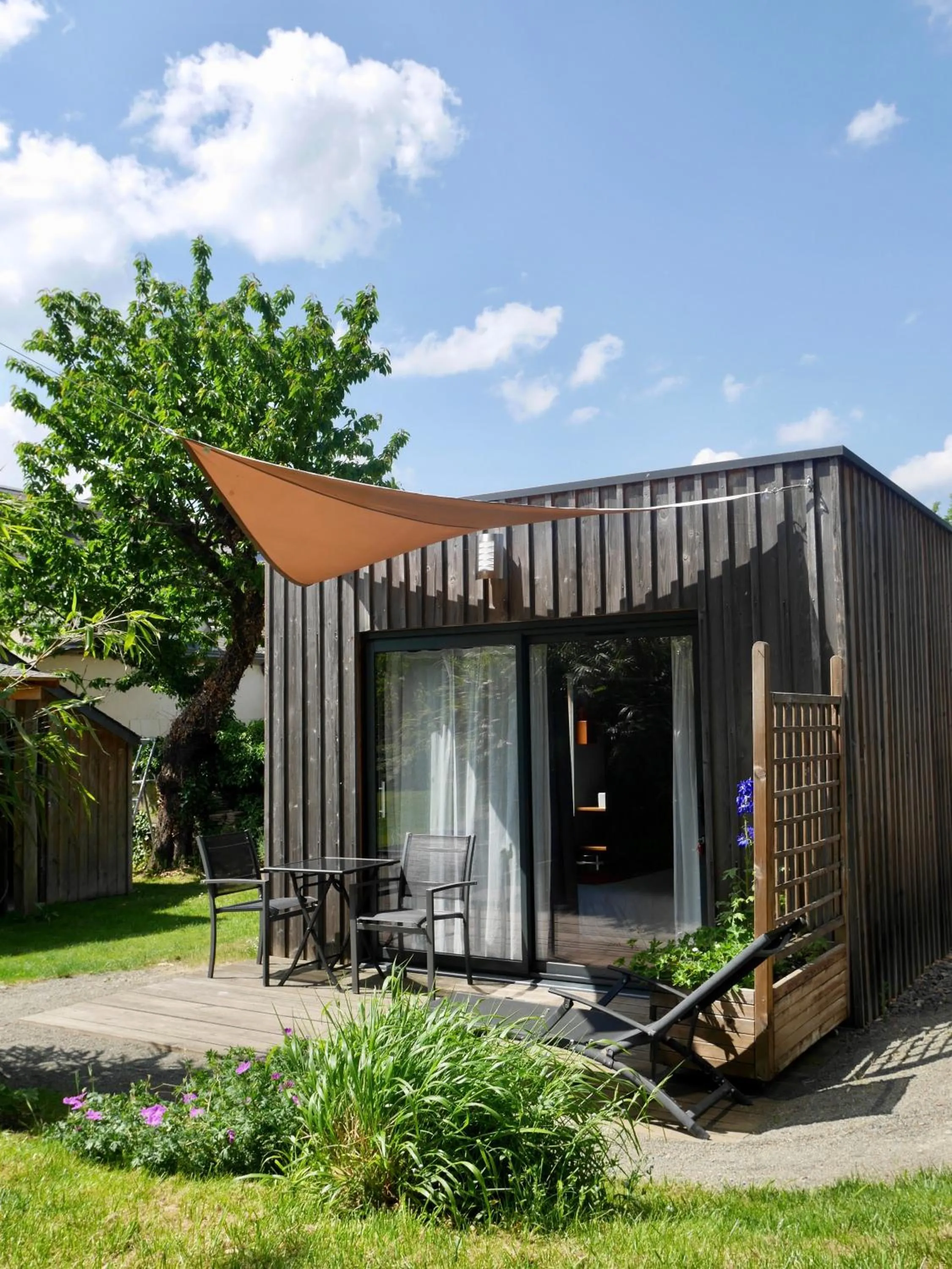 Facade/entrance in Les Cabanes de Do