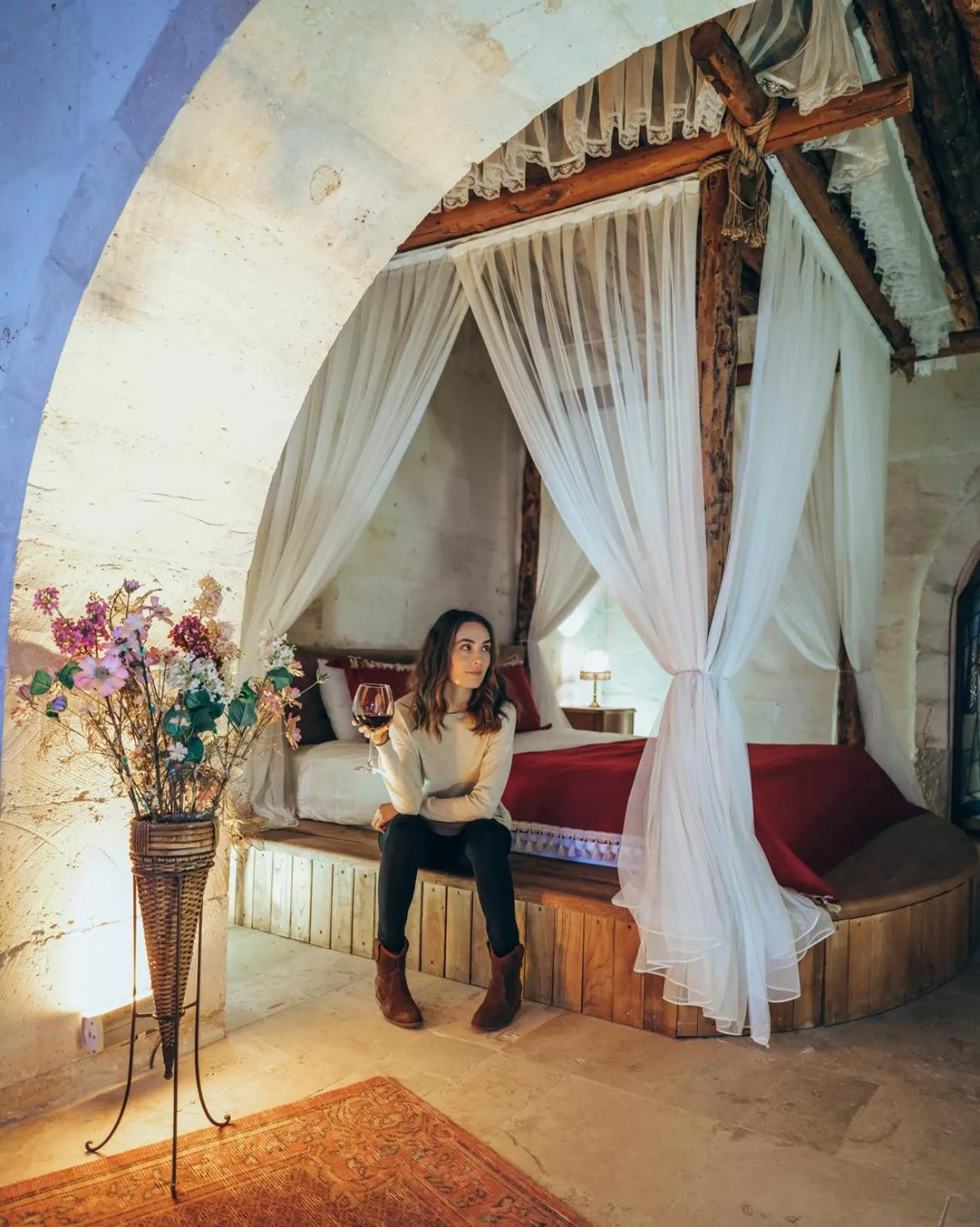Bedroom in Kalsedon Cave Suites