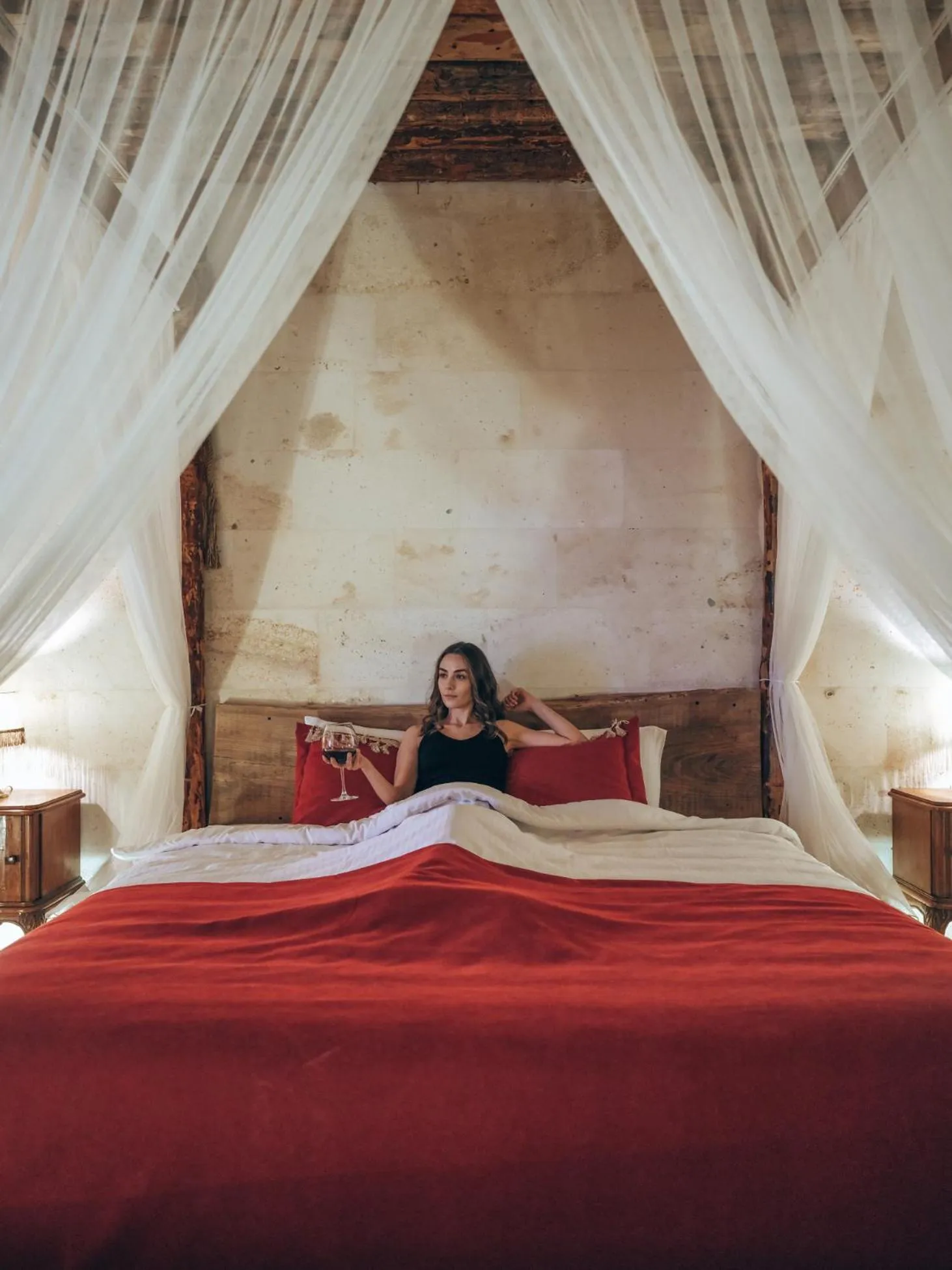 Bedroom in Kalsedon Cave Suites